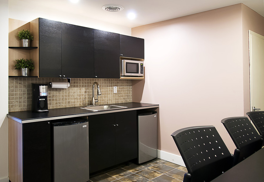 Gravel Road Business Executive Suites image 3