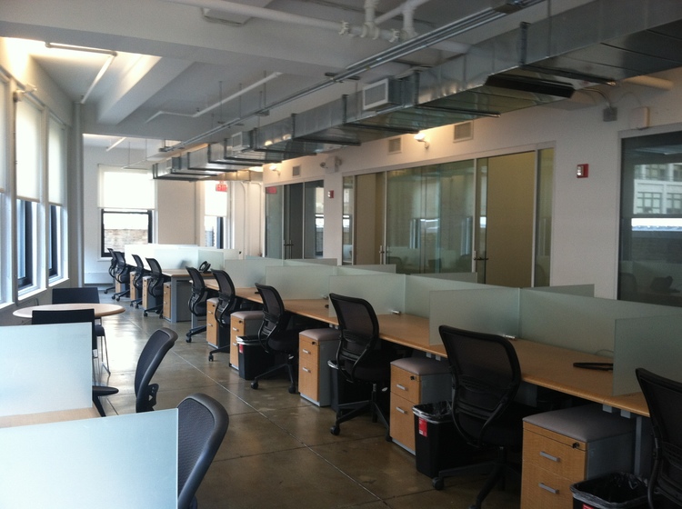 iLoftSpace Coworking Space image 5