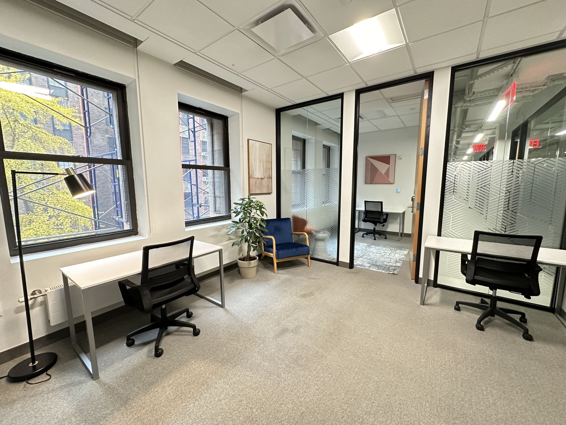 Le Parc Coworking Offices image 4