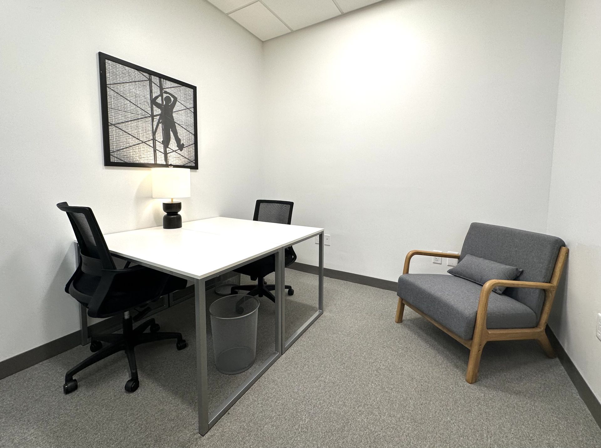 Le Parc Coworking Offices image 3