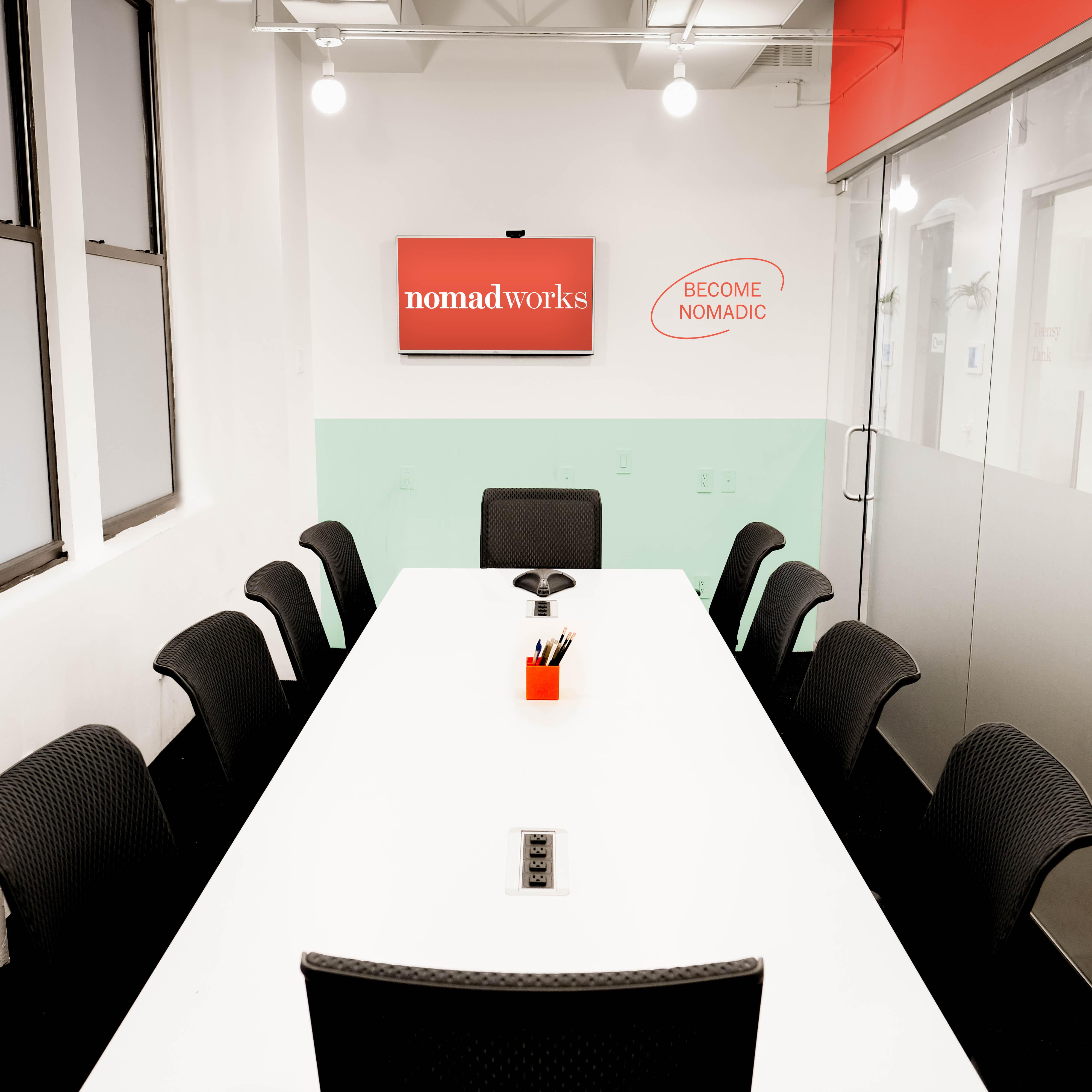 Nomadworks Times Square image 4