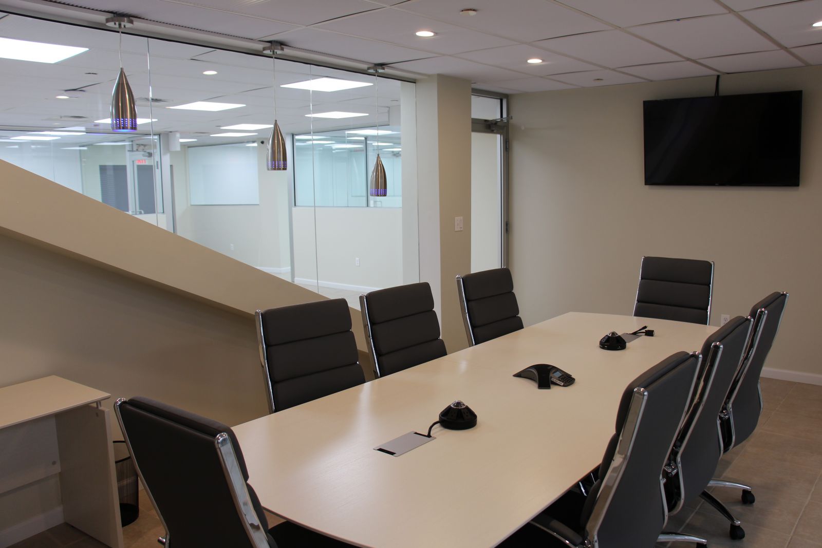 Office on the Bay image 5