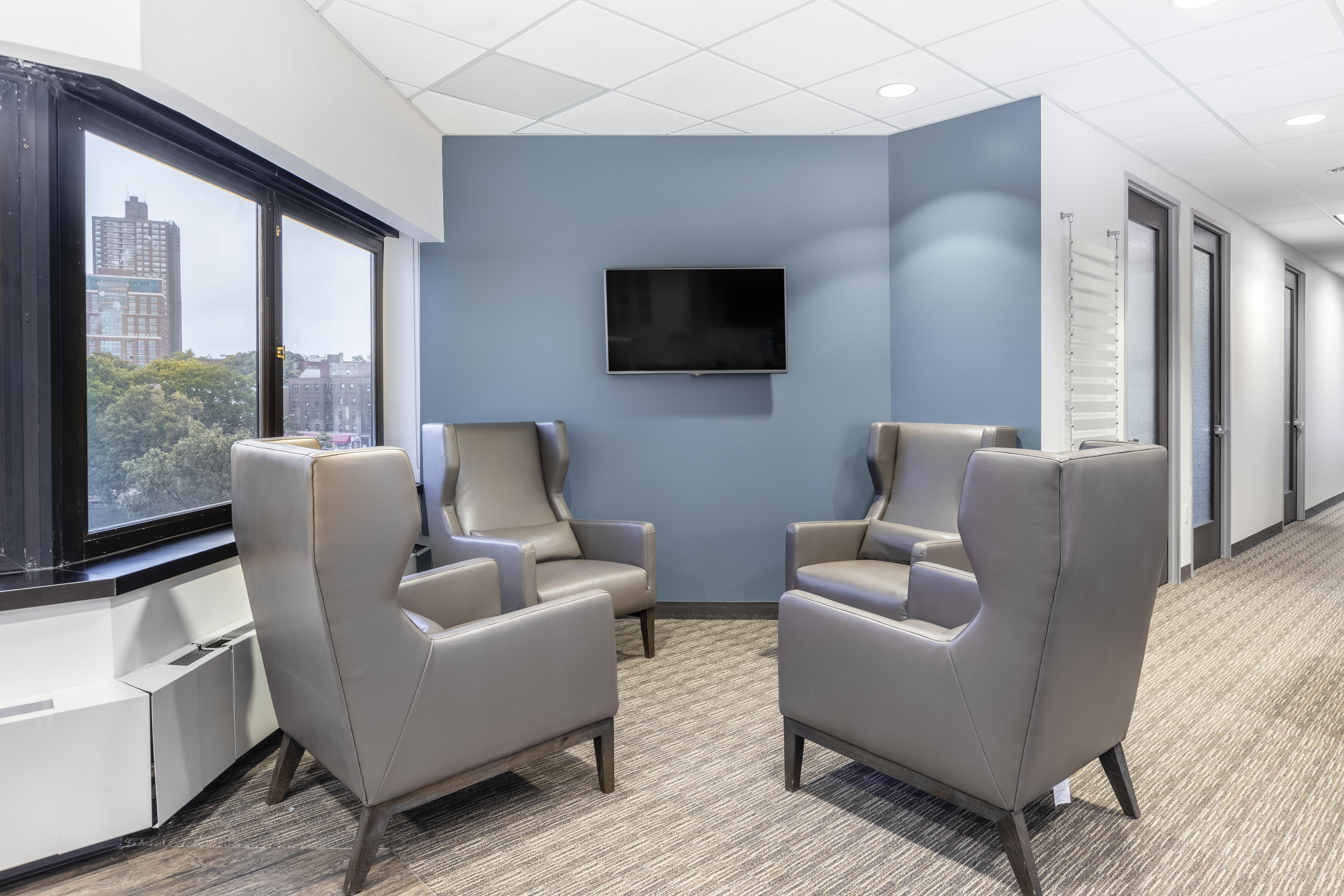 Regus - New York, Forest Hills -Queens - Forest Hills Tower-Queens image 5