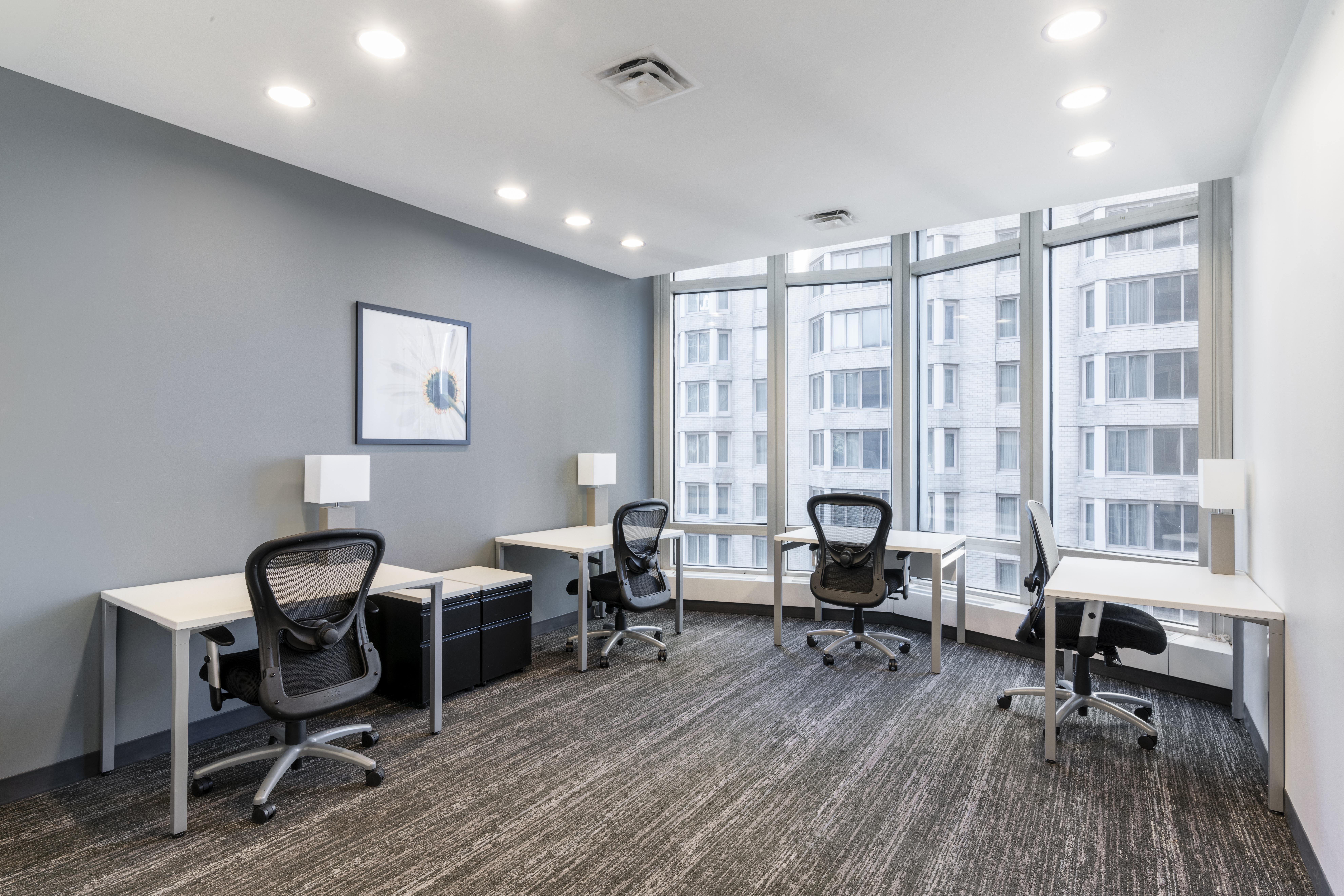 Regus - New York, New York - 1325 Avenue of Americas image 3