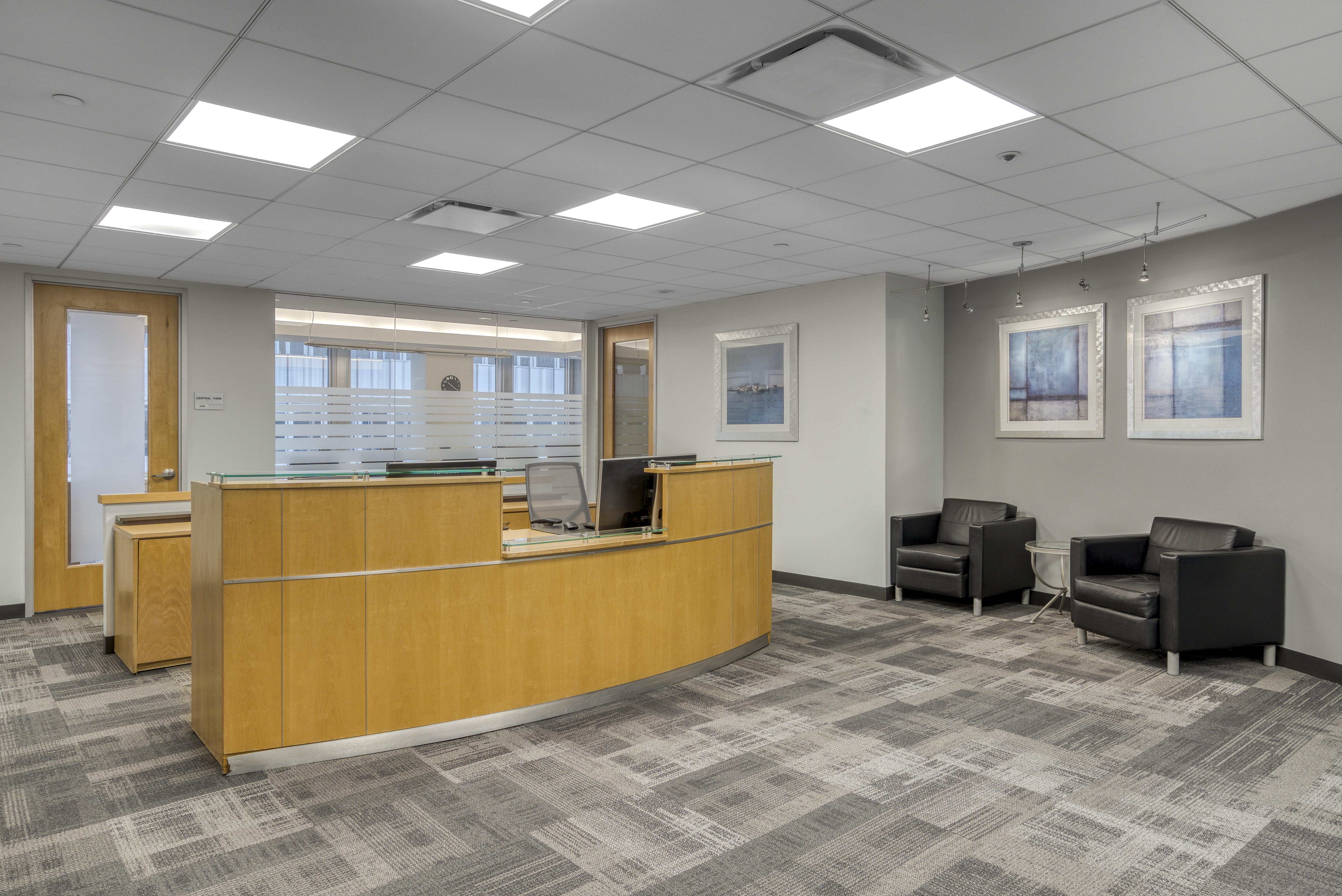 Regus - New York, New York - 260 Madison image 2