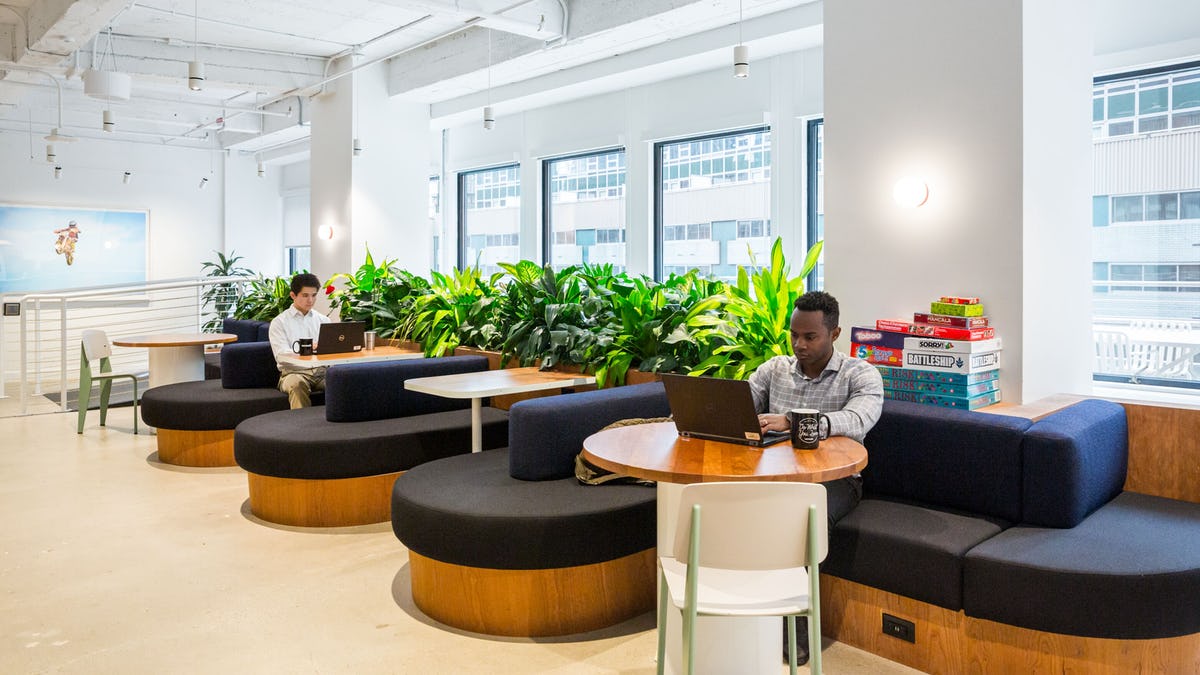 WeWork 575 Lexington Avenue image 2