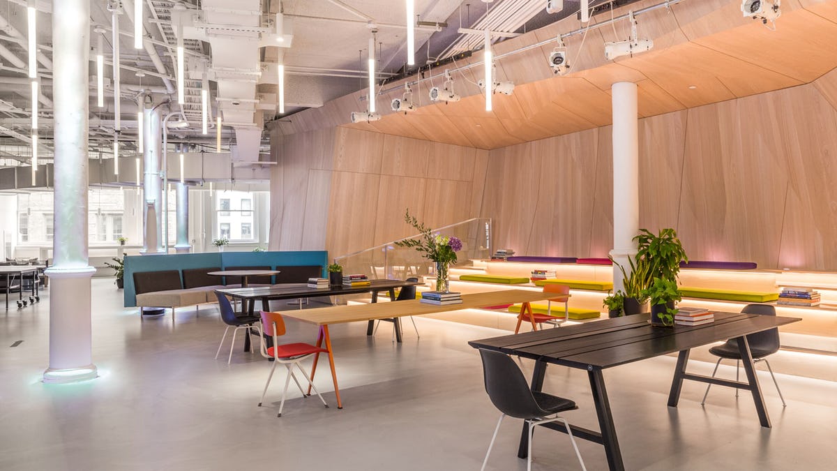 WeWork 620 Avenue of the Americas image 5