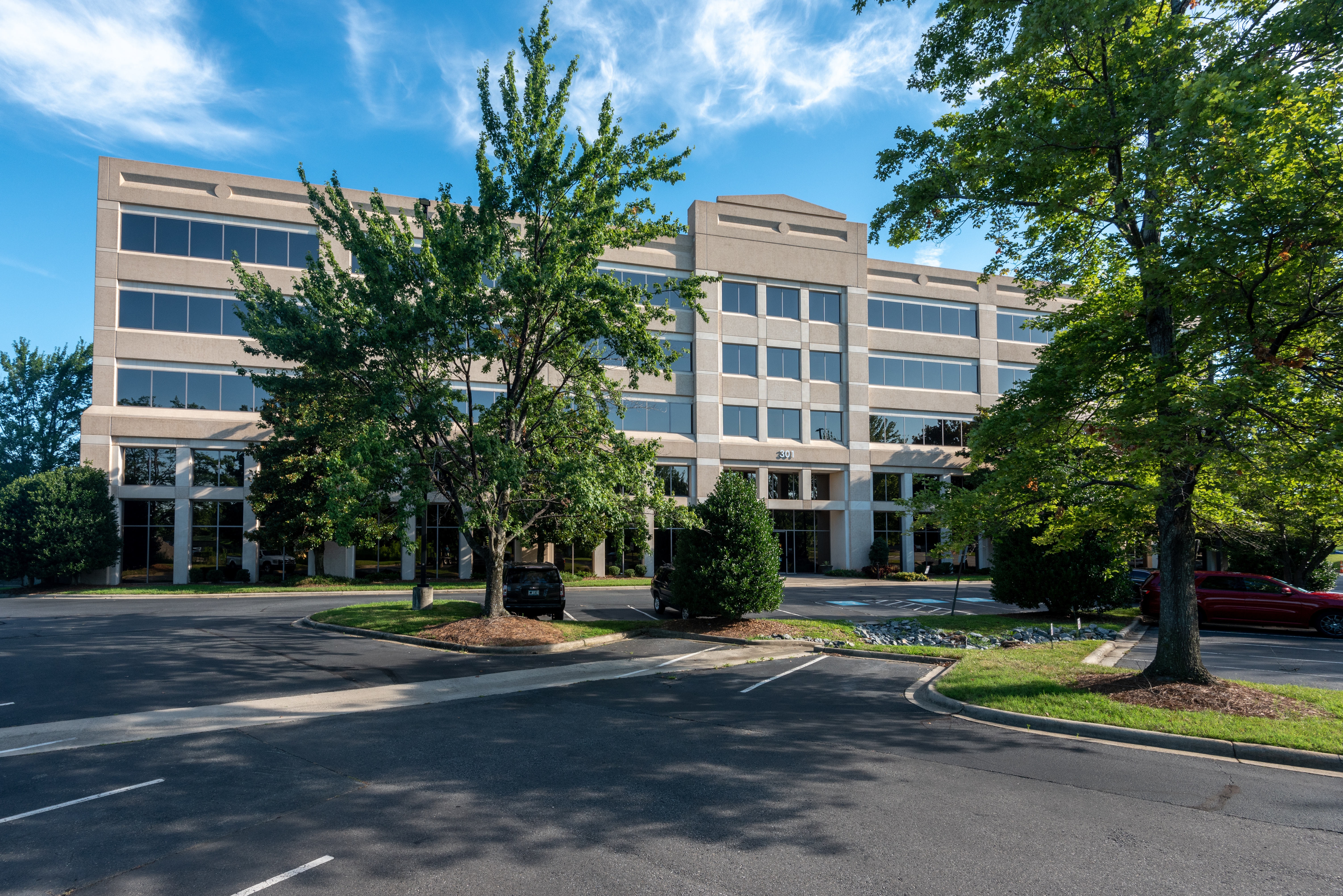 Regus - North Carolina, Charlotte - University Executive Park profile image