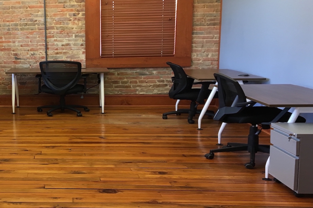 Coworking Station image 2