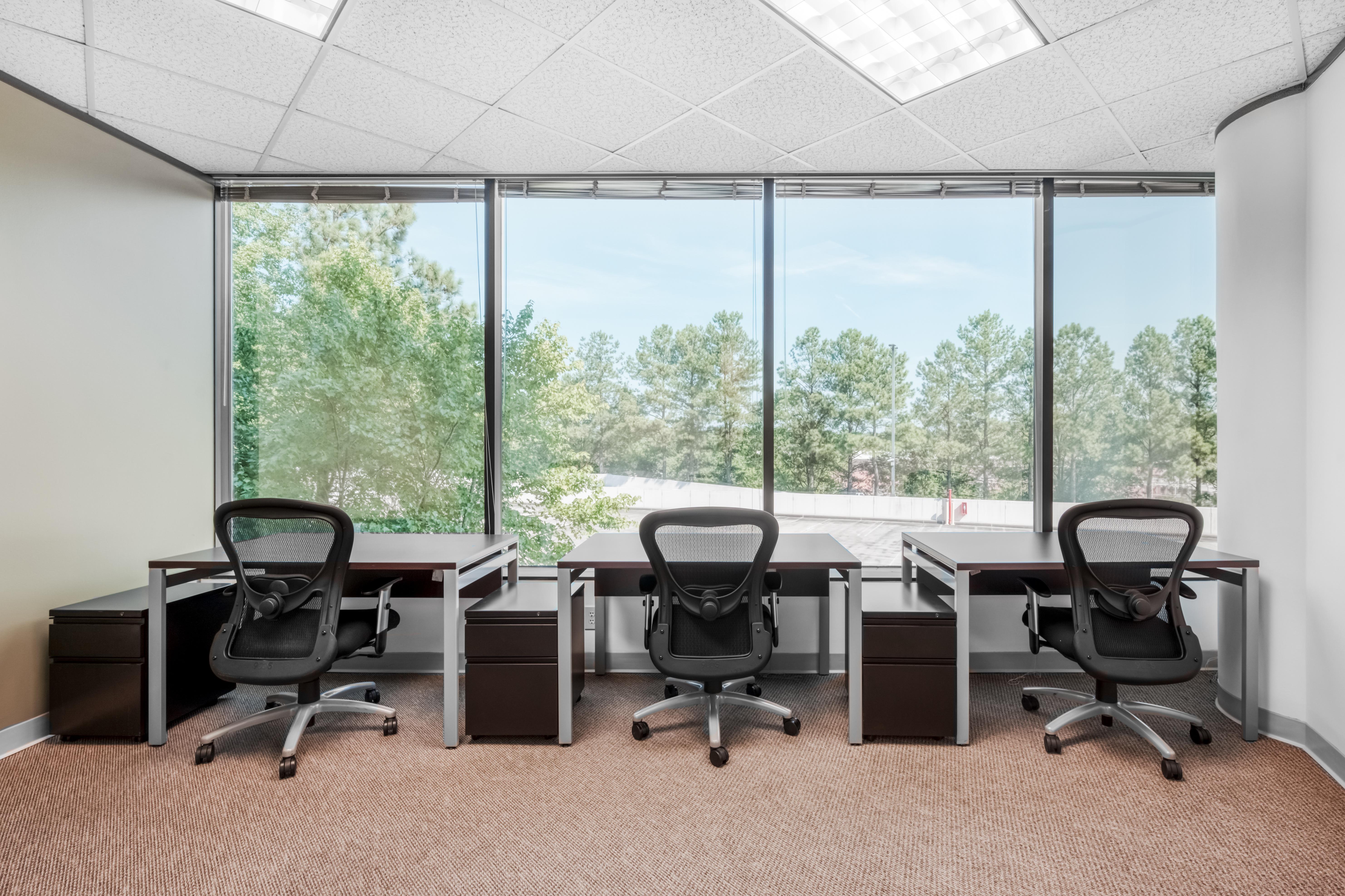Regus - North Carolina, Raleigh - Forum I (Office Suites Plus) image 3