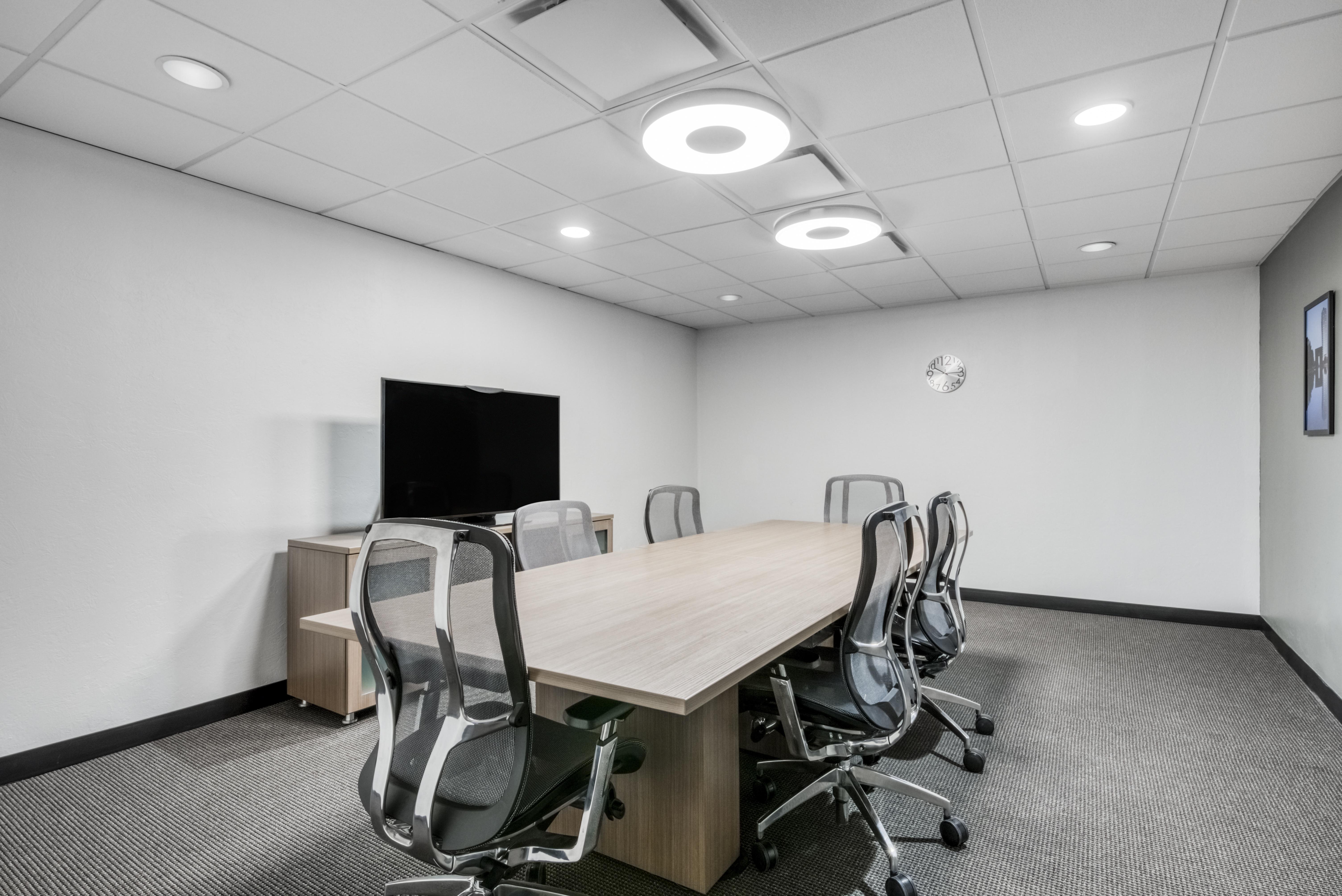 Regus - Oklahoma, Oklahoma City - Park Avenue profile image