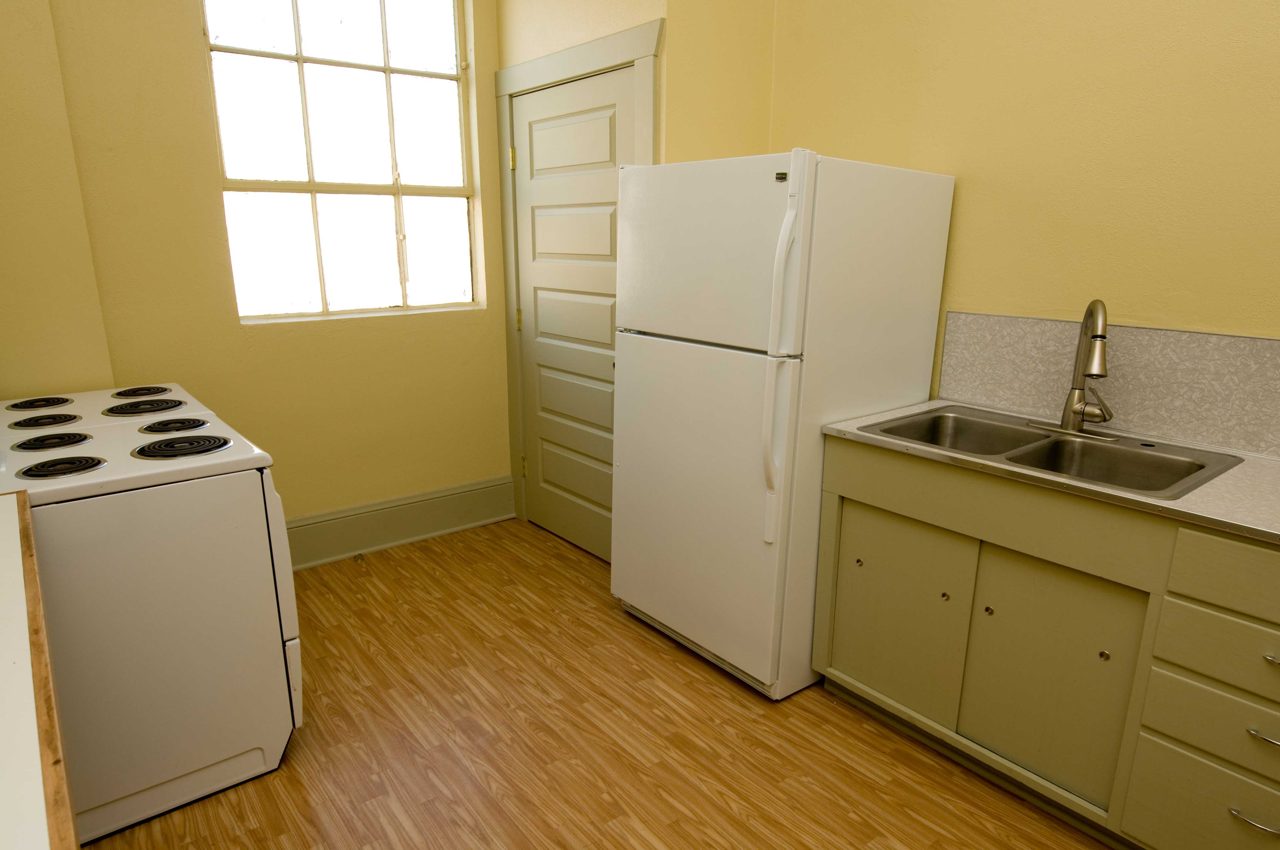 Estacada Powerhouse image 5