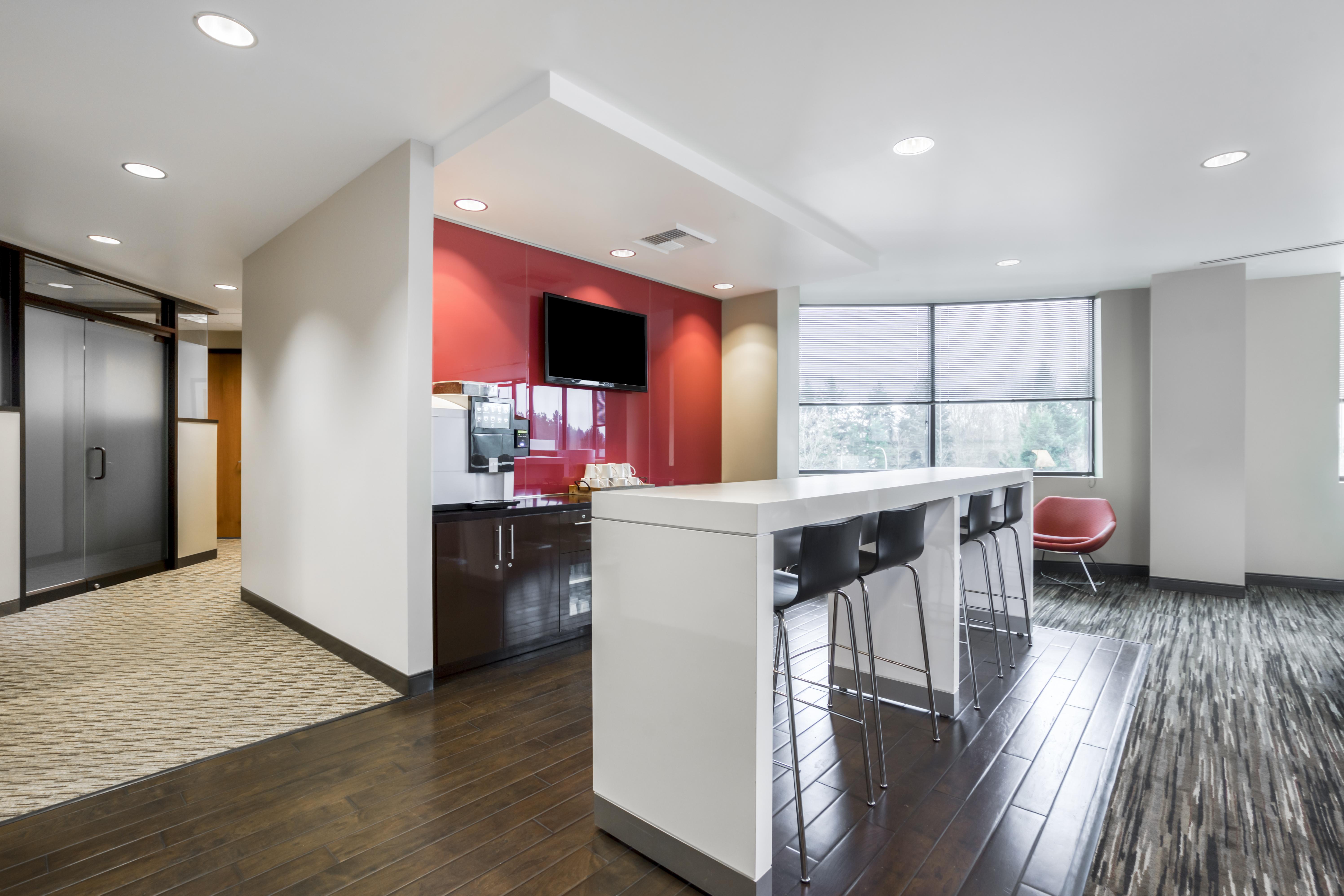 Regus - Oregon, Beaverton - AmberGlen image 4