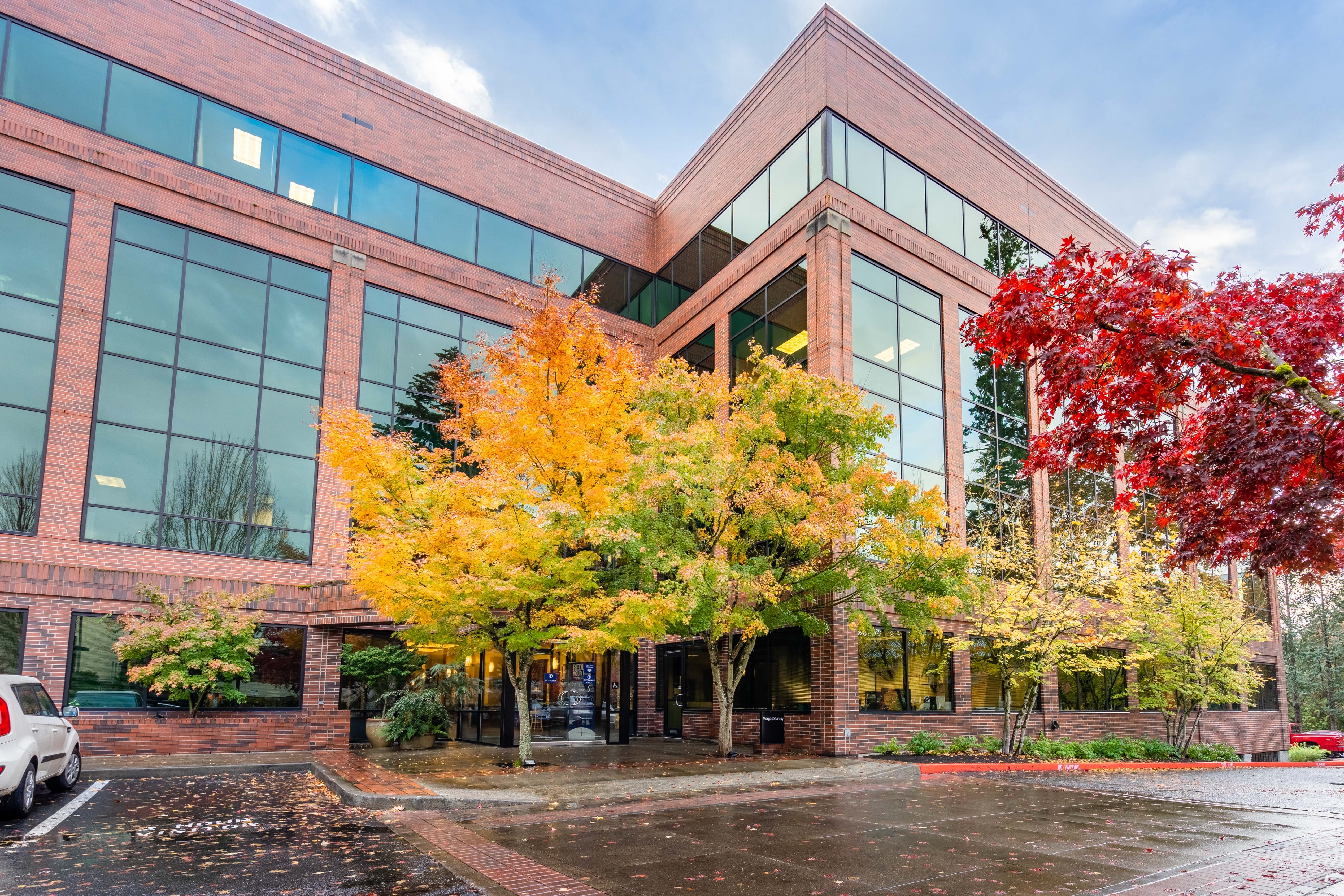 Regus - Oregon, Lake Oswego - Kruse Way profile image