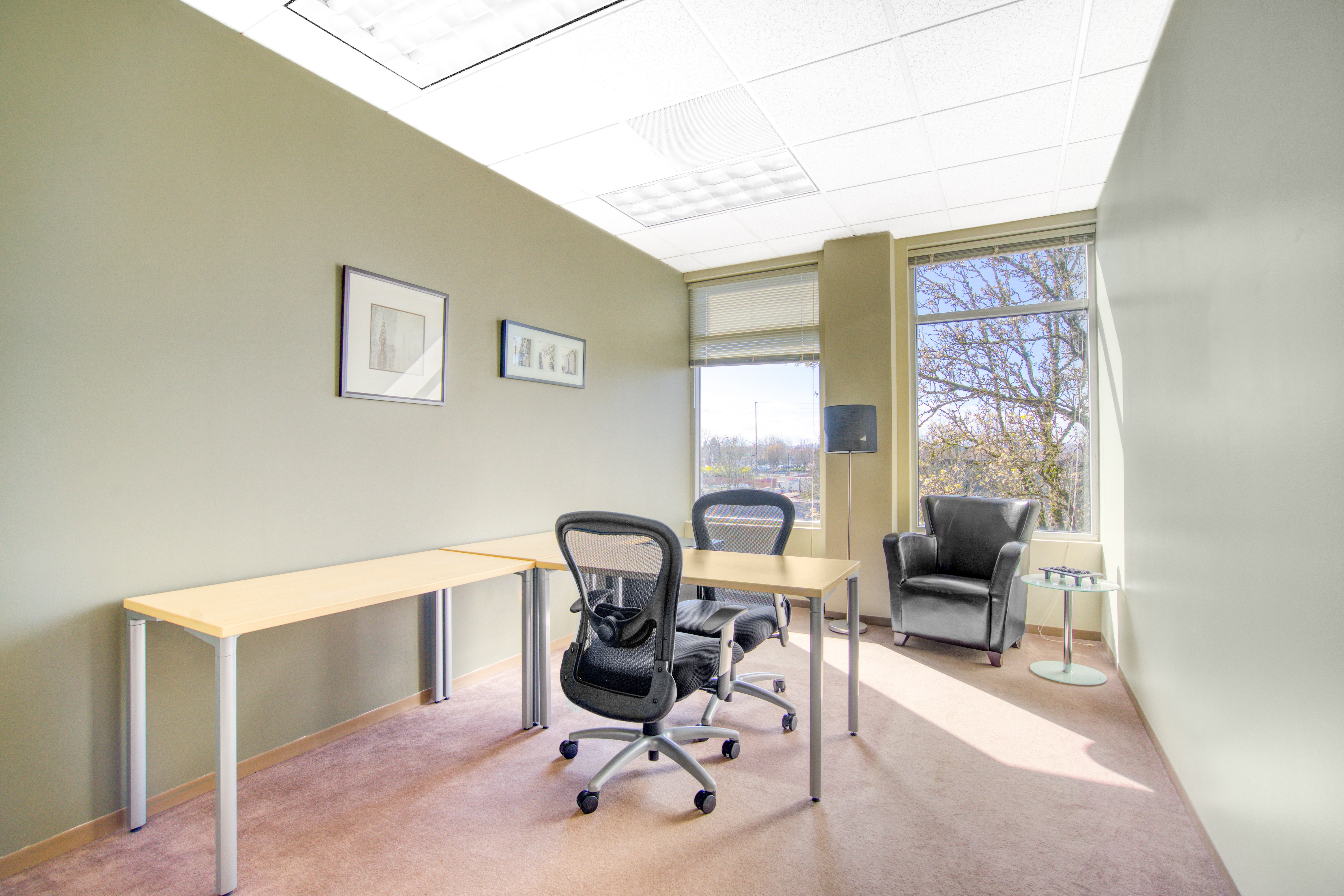 Regus - Oregon, Tualatin image 3