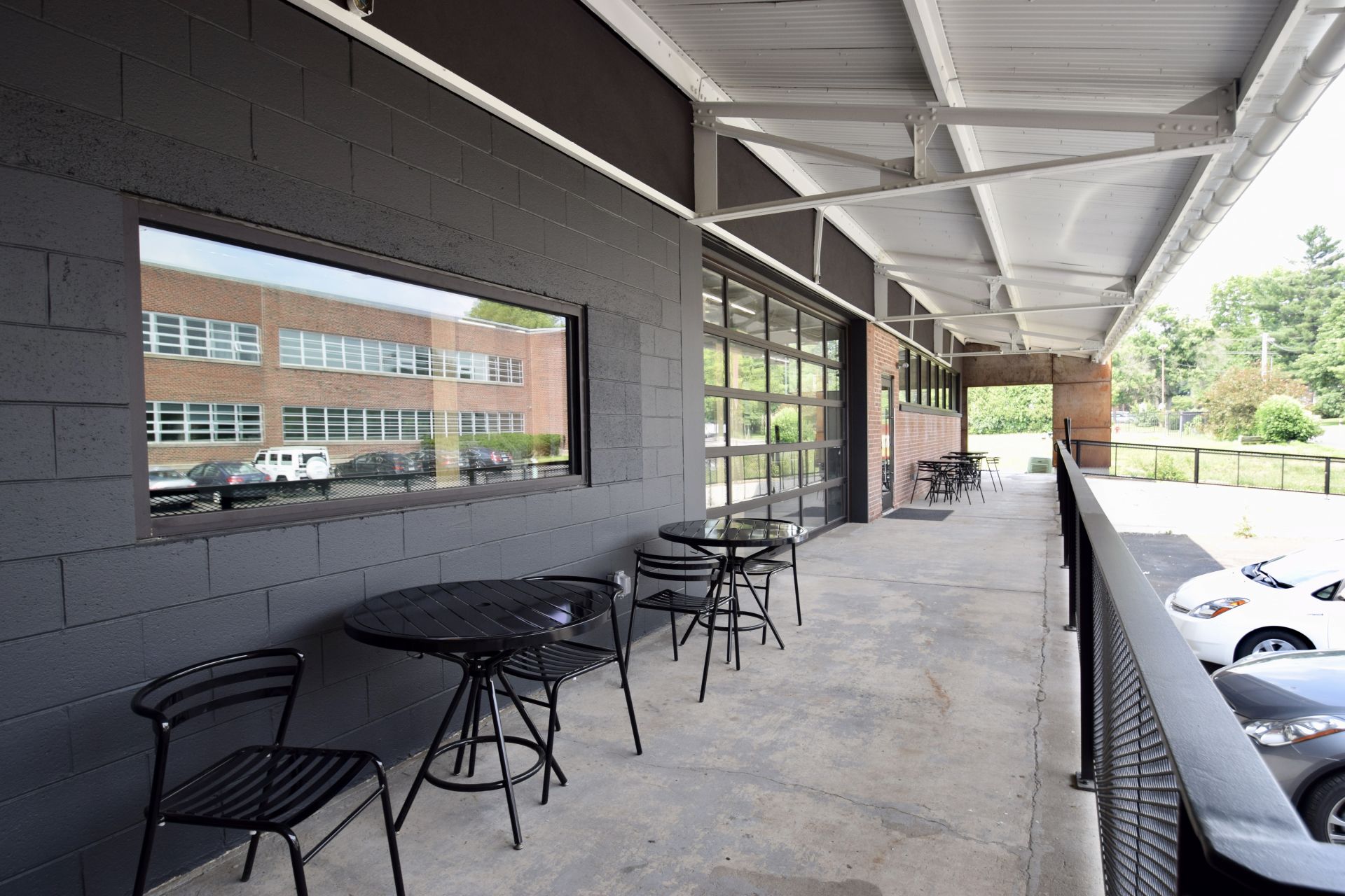 iThrive Uncommon Space image 5