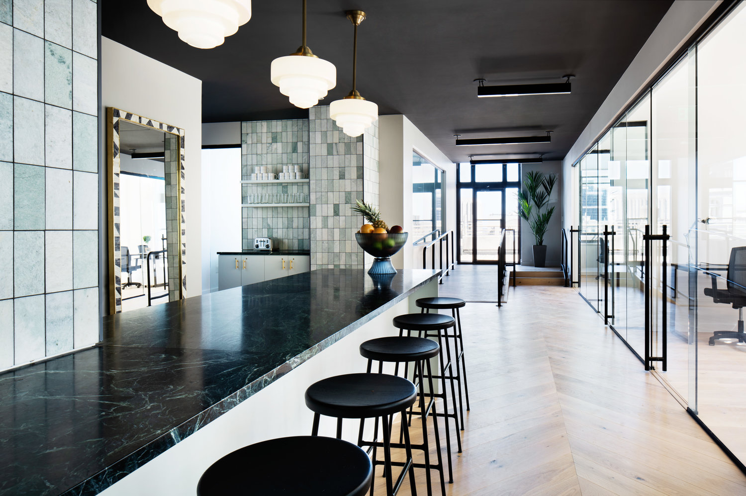 Bond Station House image 4