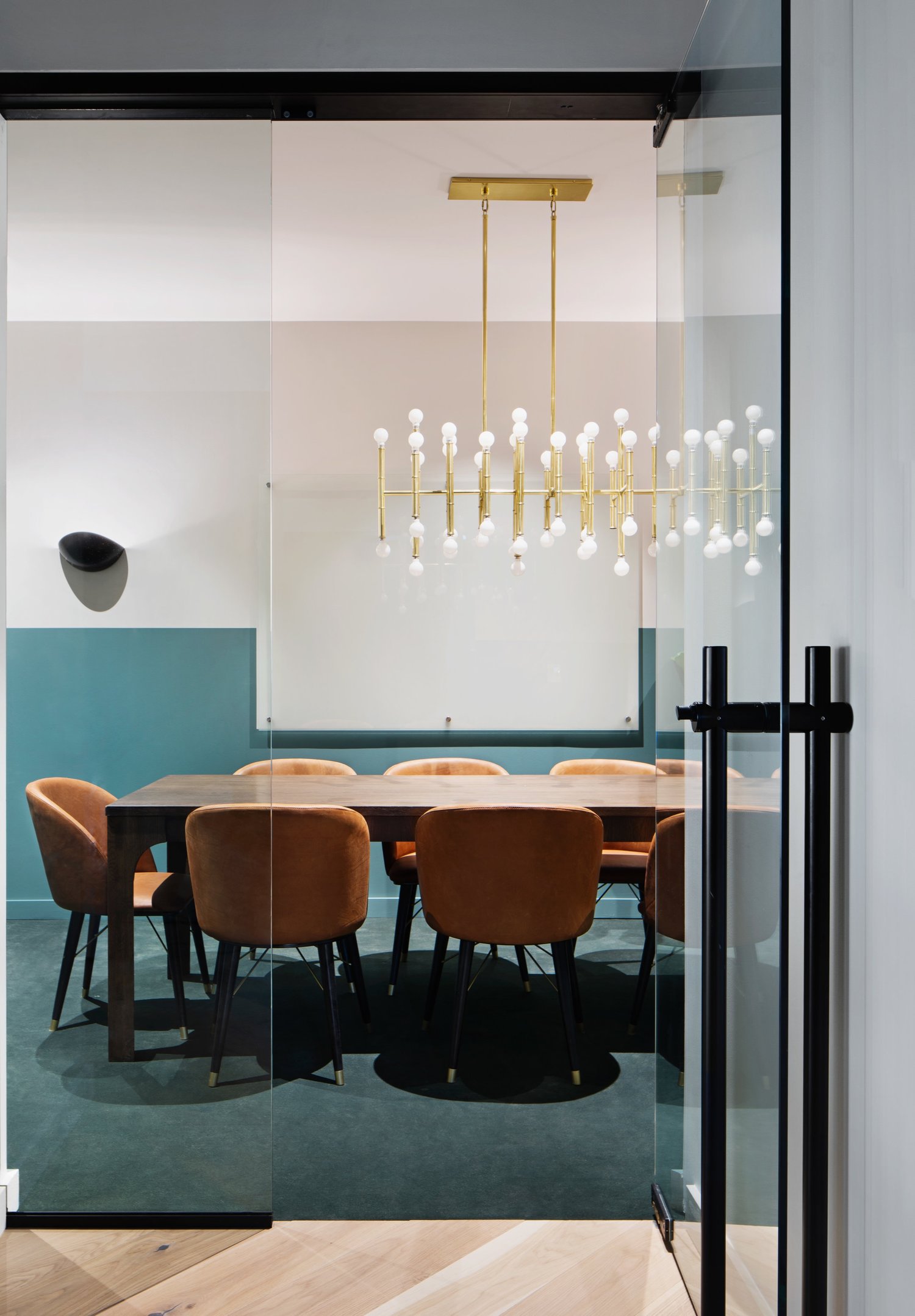 Bond Station House image 3