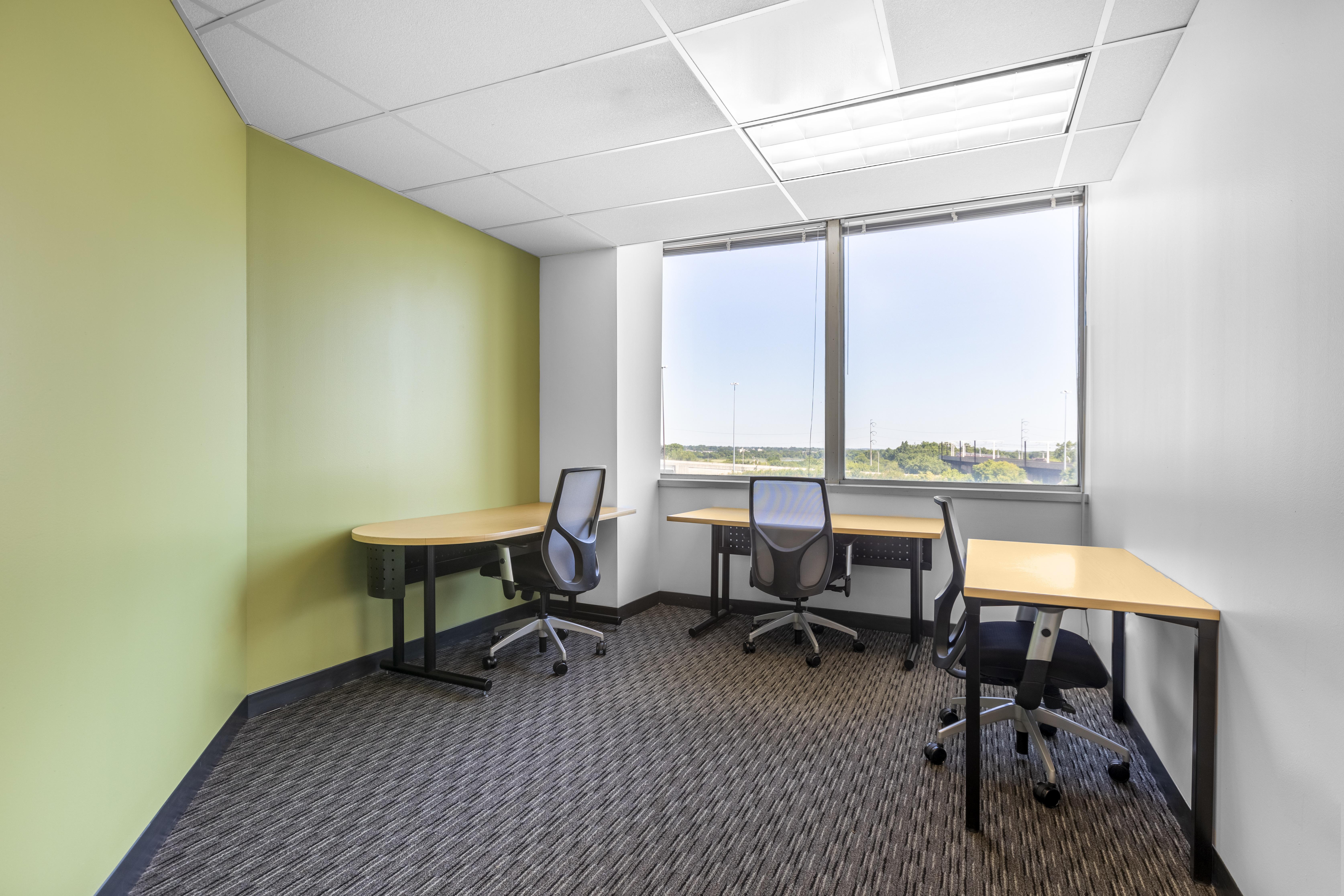Regus - Pennsylvania, Philadelphia - International Plaza image 3