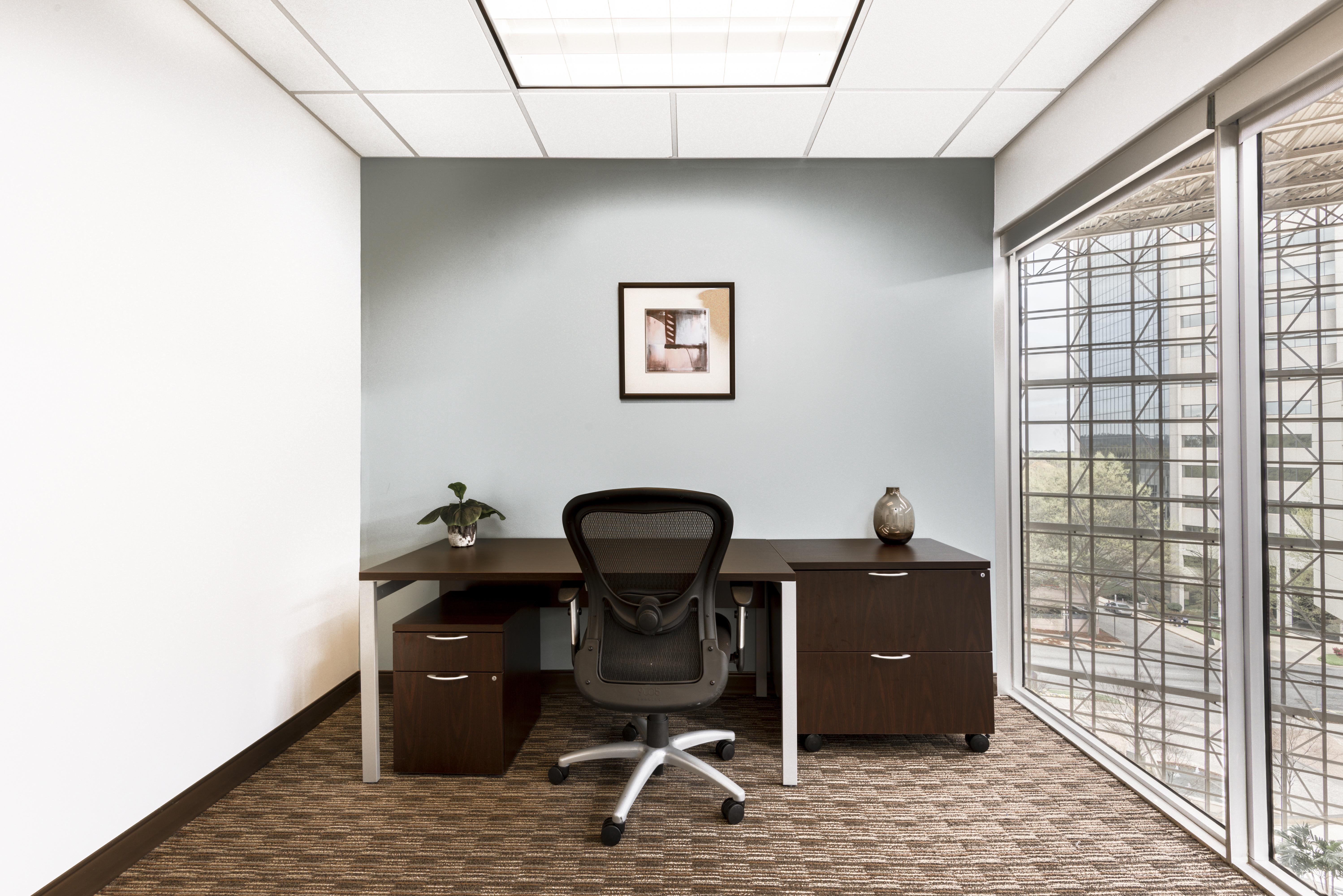 Regus - South Carolina, Greenville - Downtown - NOMA Tower image 3