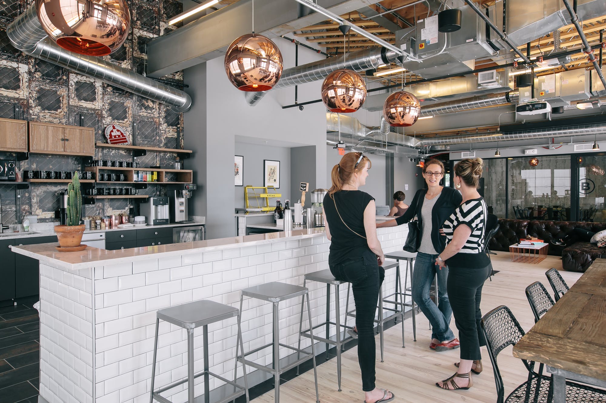 WeWork 901 Woodland image 4