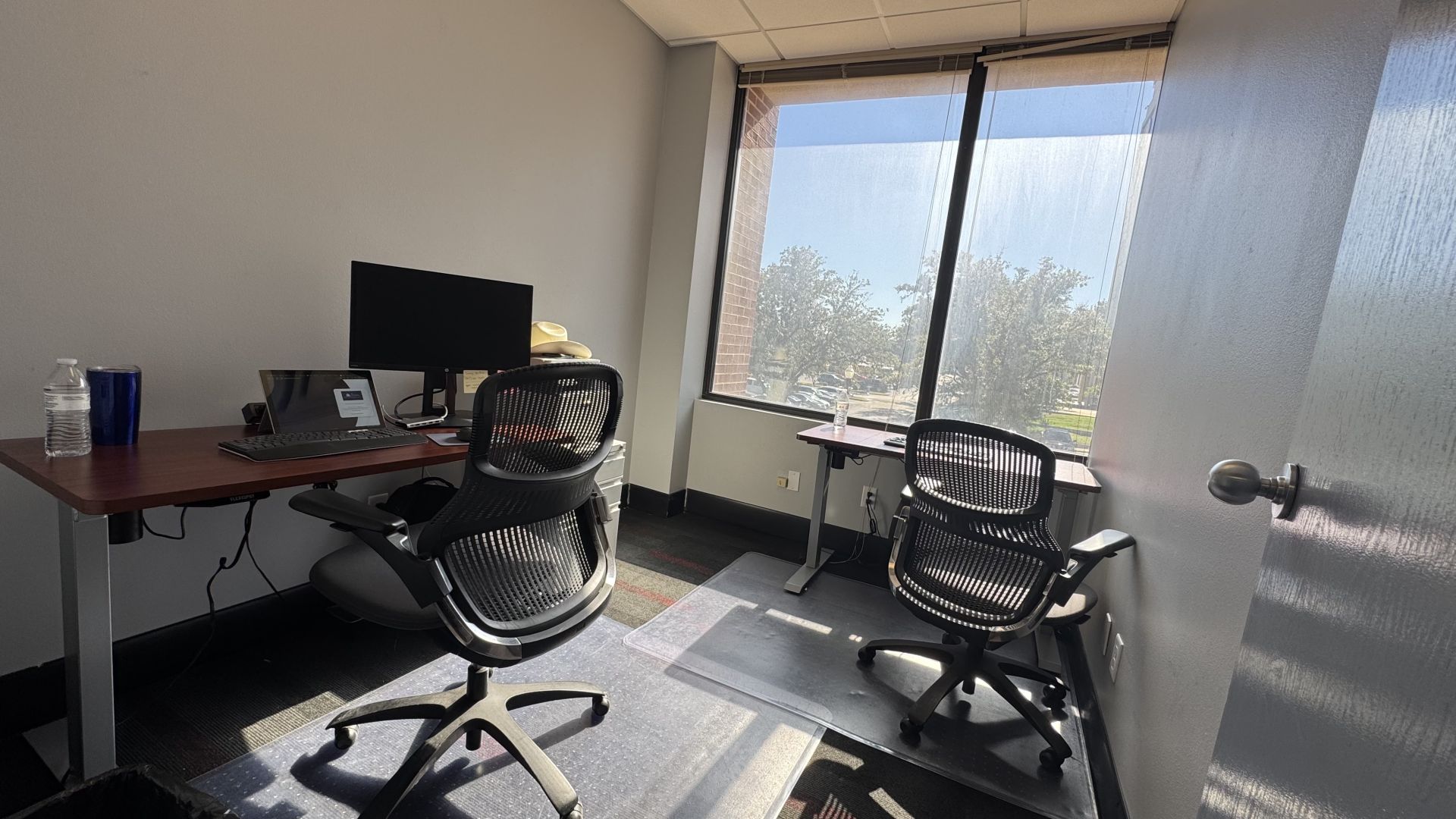 Central office and Coworking image 5