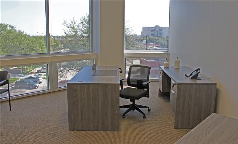 DFW Office Suites image 4