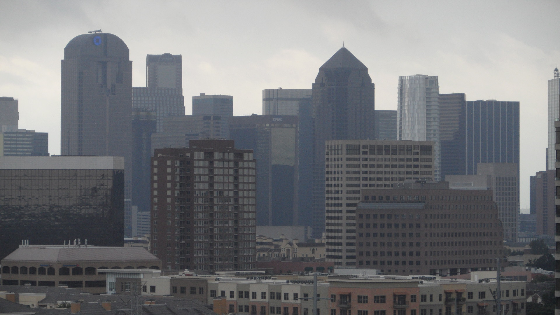 Premier Workspaces - Two Turtle Creek image 5