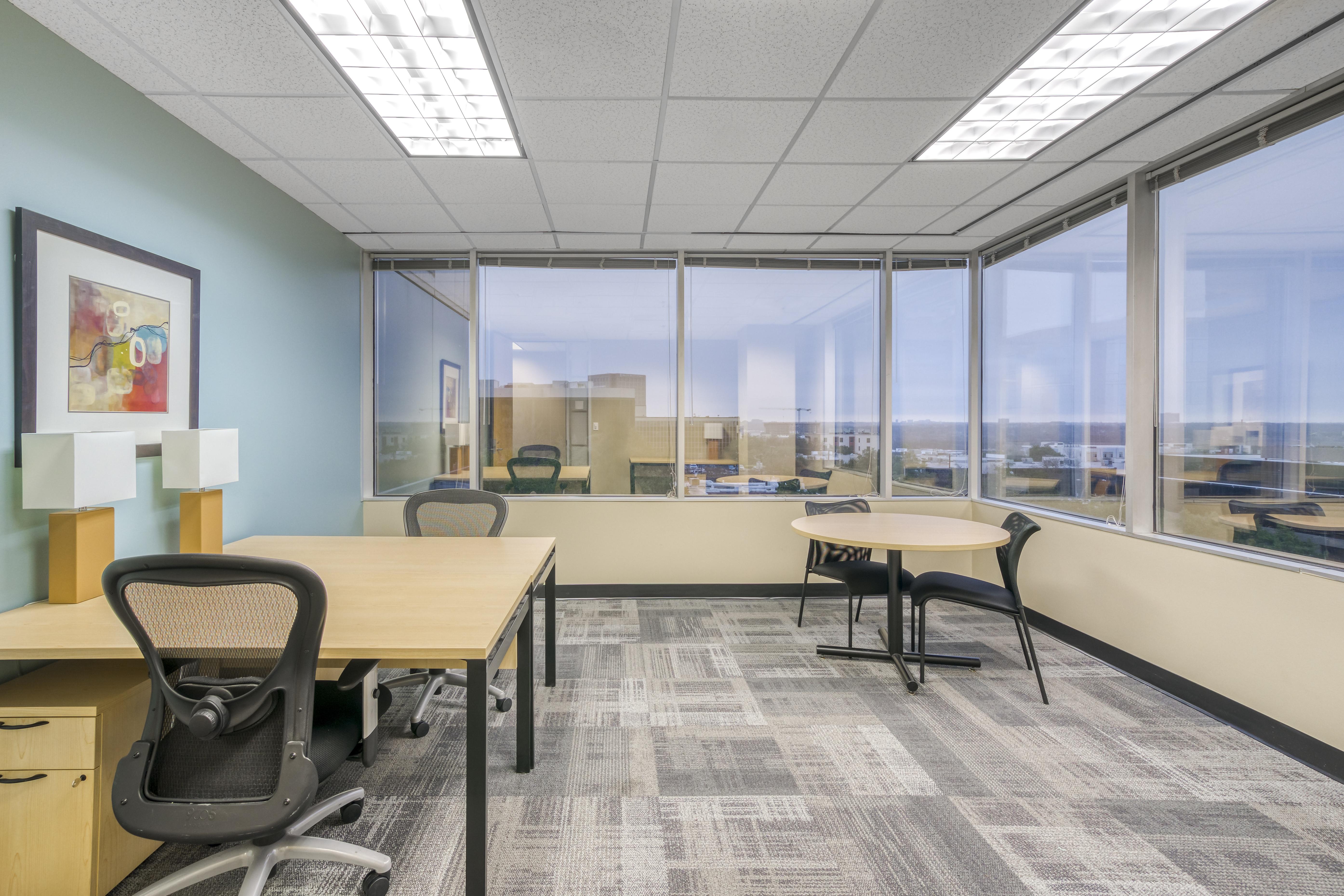 Regus - Texas, Dallas - Preston Hollow - 10000 North Central Expressway image 3