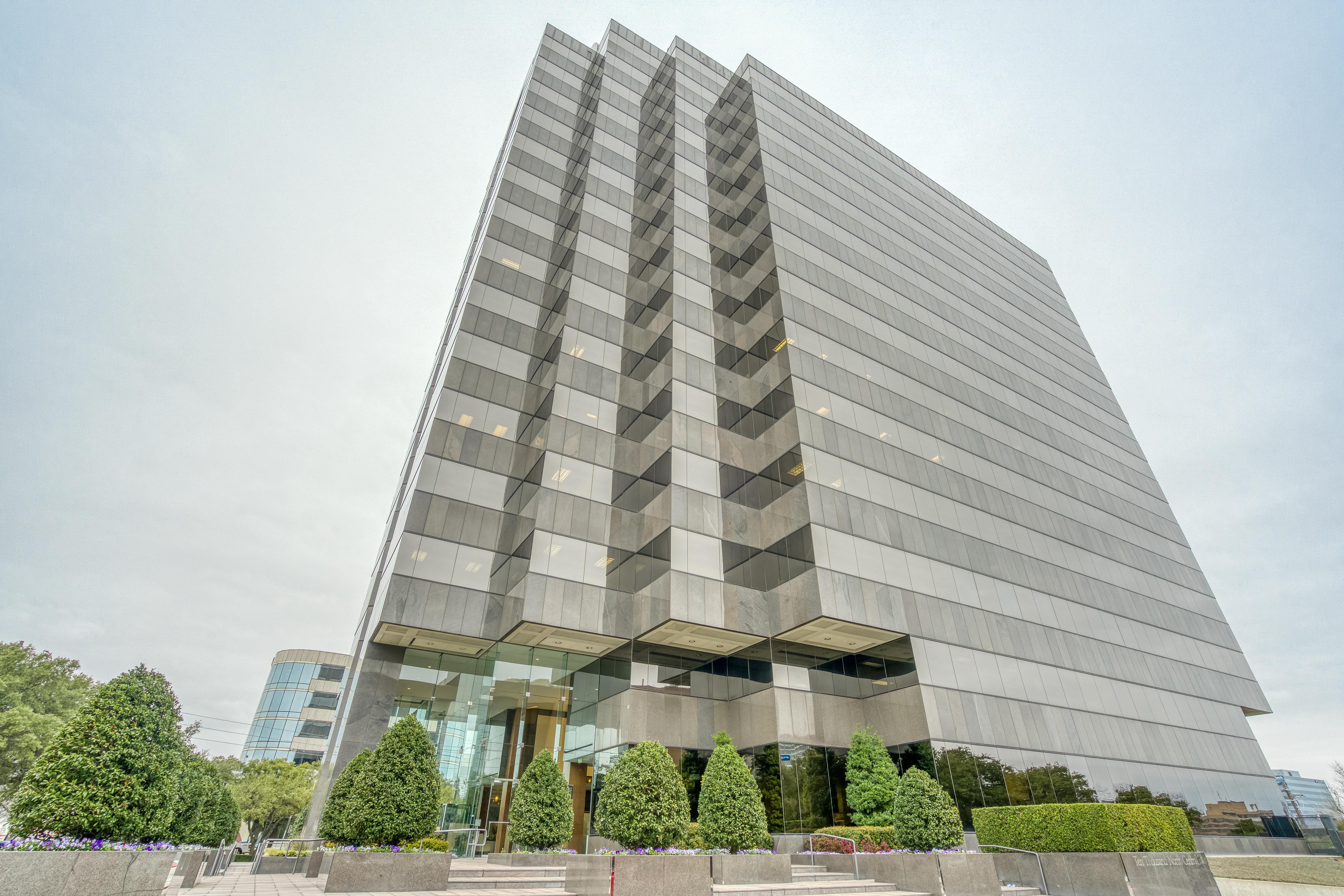 Regus - Texas, Dallas - Preston Hollow - 10000 North Central Expressway image 1