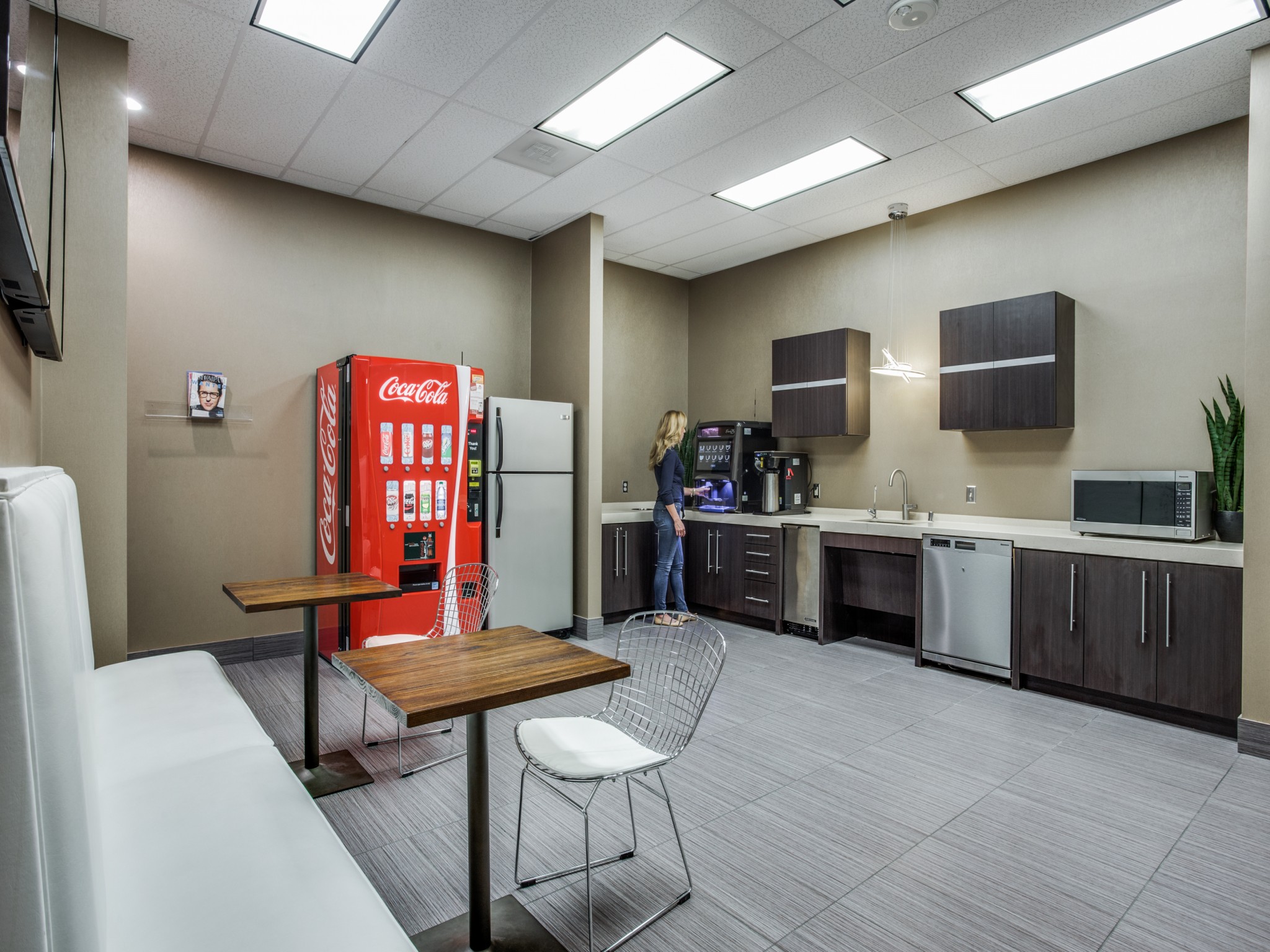 WORKSUITES Park Cities image 2