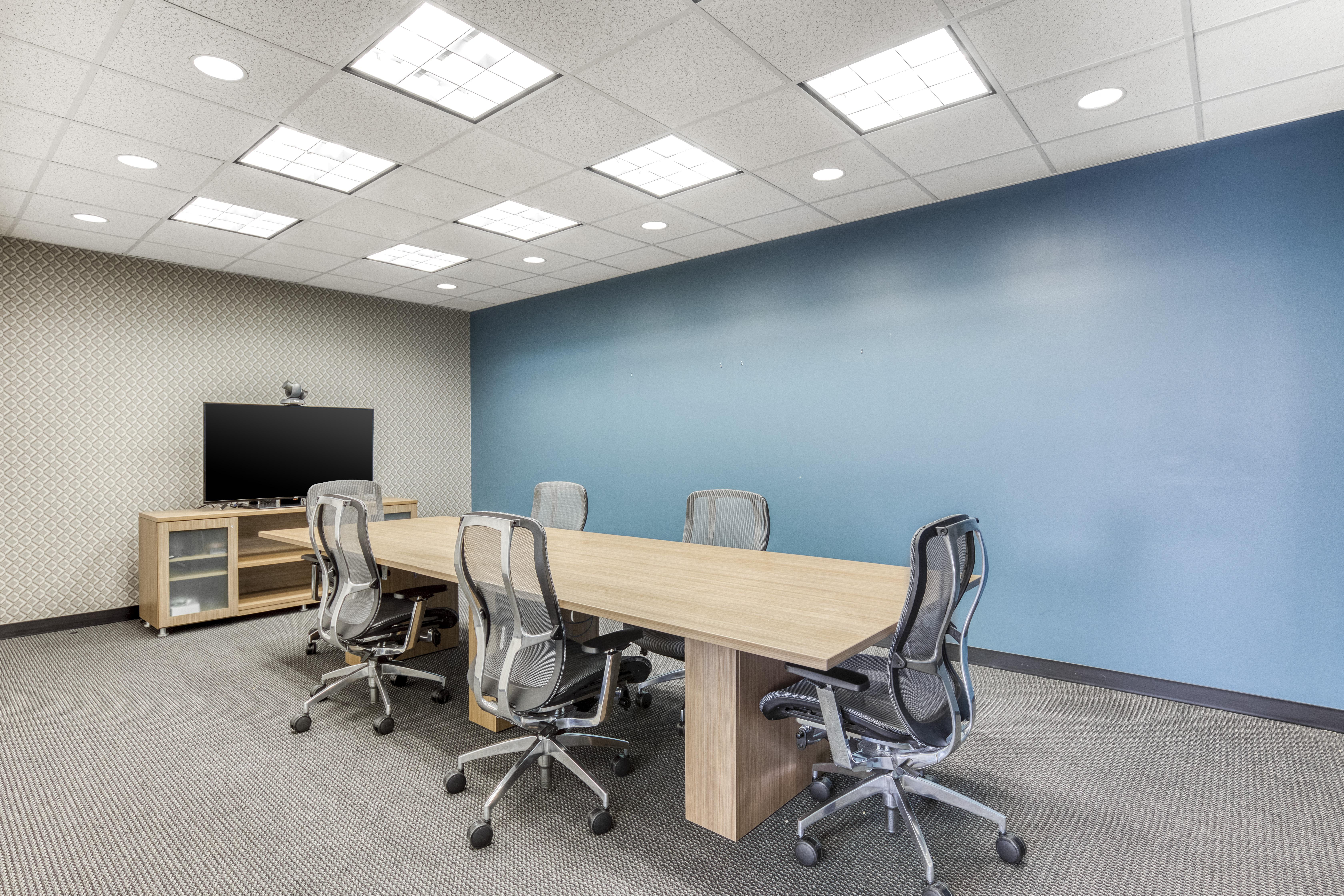 Regus - Texas, Houston - 5444 Westheimer image 4