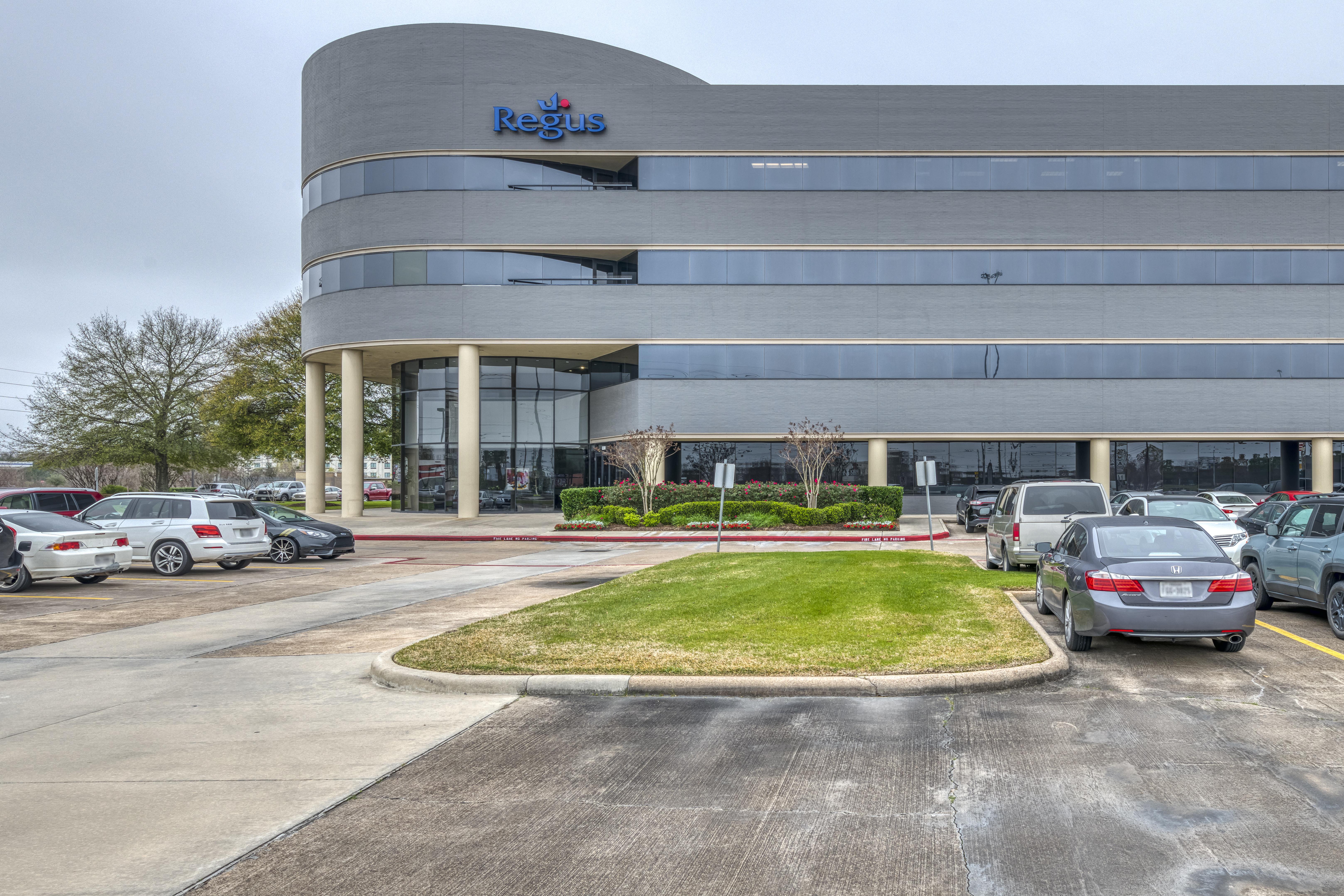 Regus - Texas, Houston - Willowbrook profile image