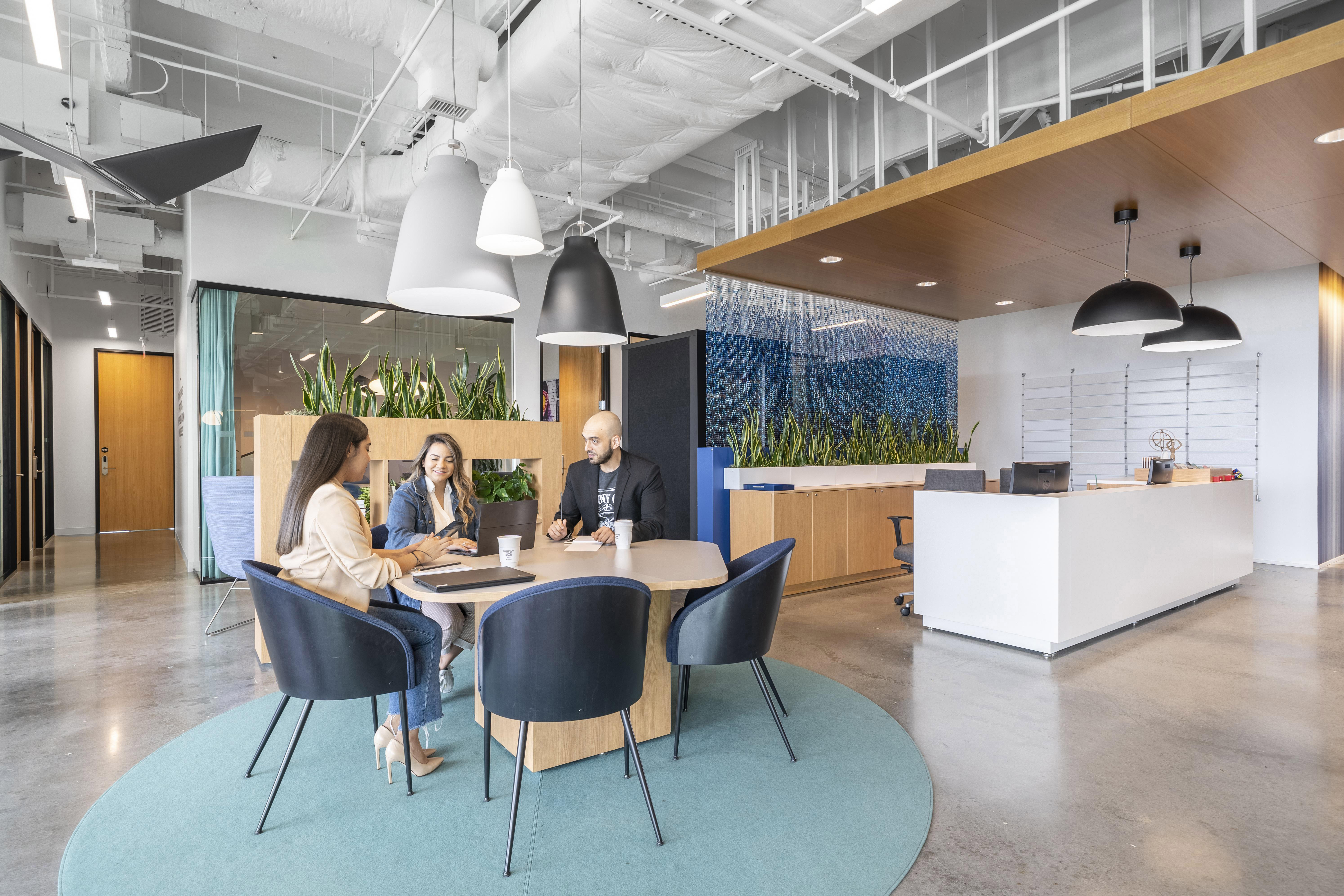 Spaces - Texas, Houston - Spaces Kirby Grove image 3