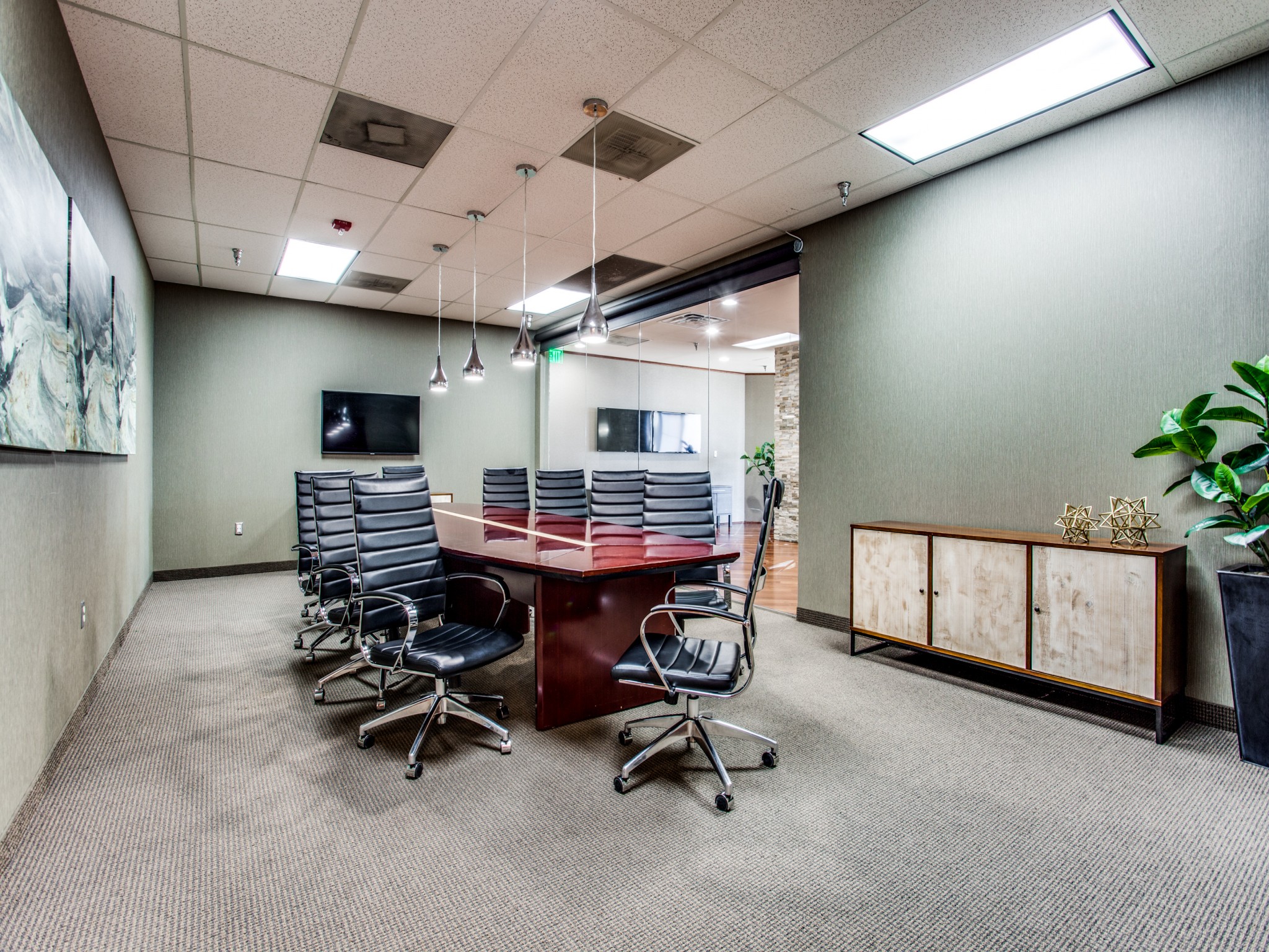WORKSUITES West Plano image 3
