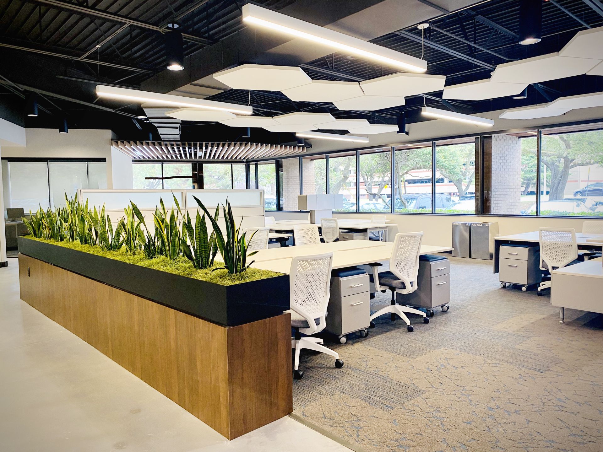 Hexa C0-working image 5