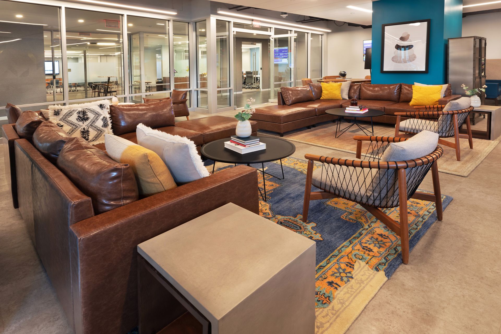 Carlyle Tower, powered by cove image 4