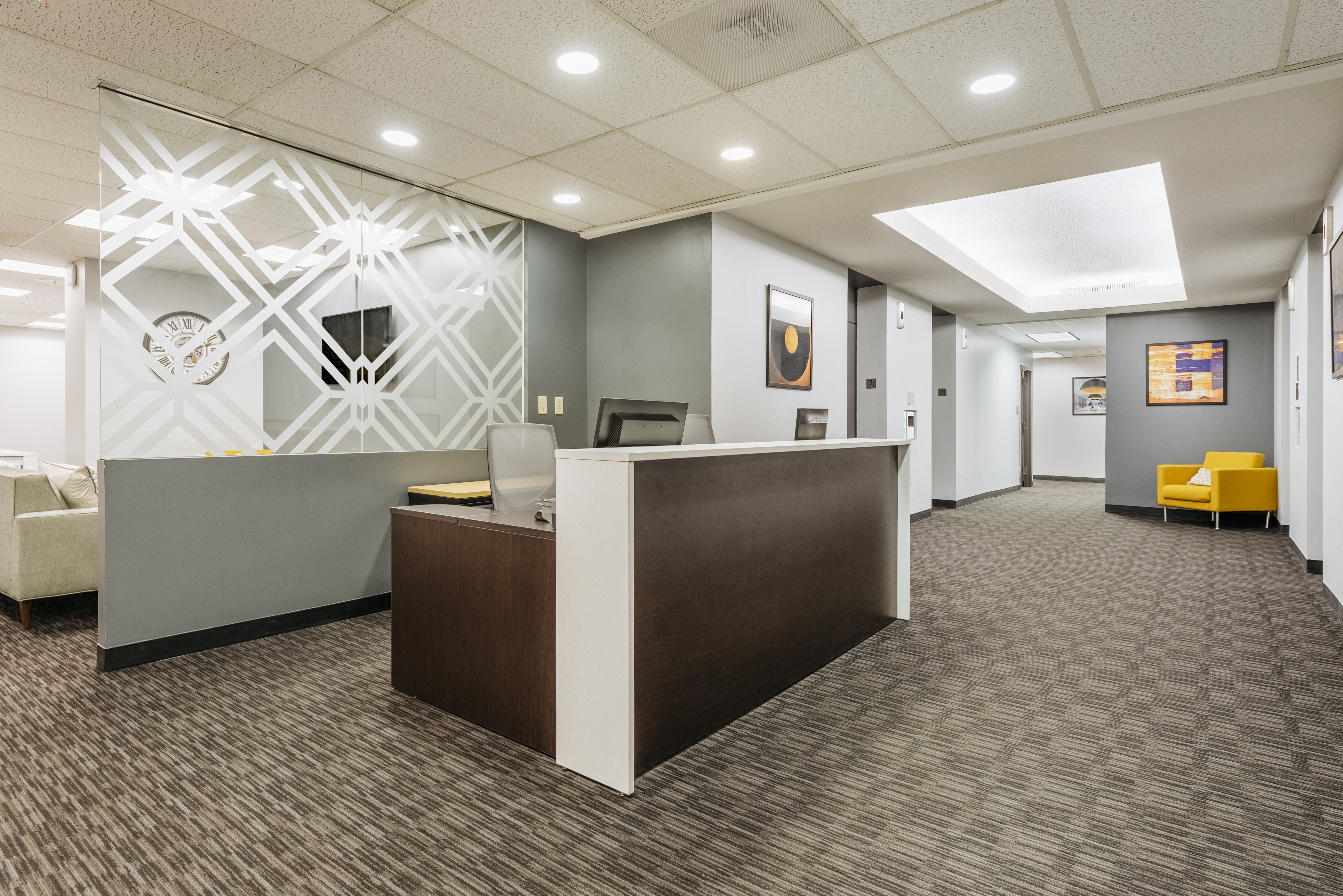 Regus - Virginia, Arlington - Rosslyn image 2