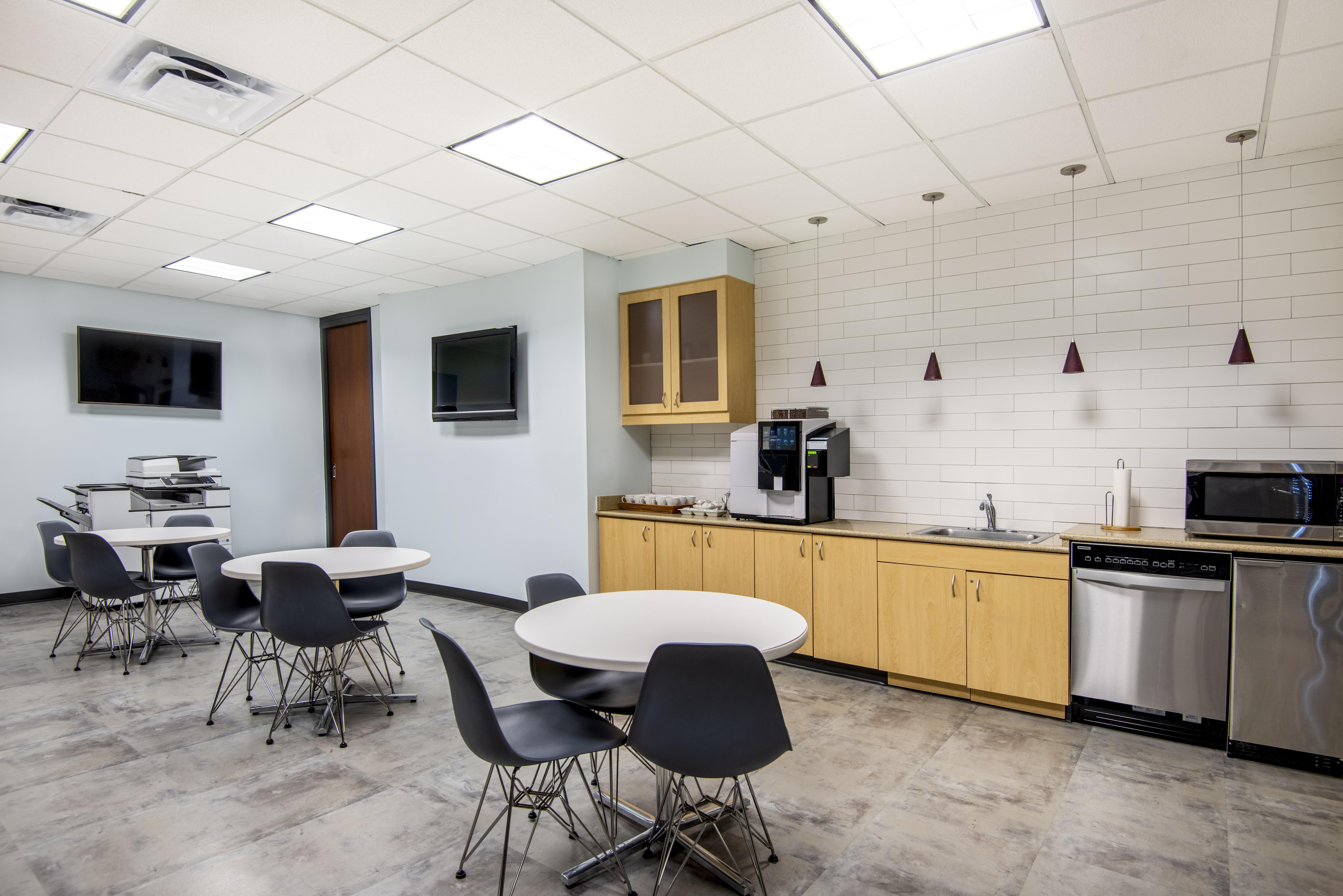 Regus - Virginia, Richmond - Two Paragon Place image 5