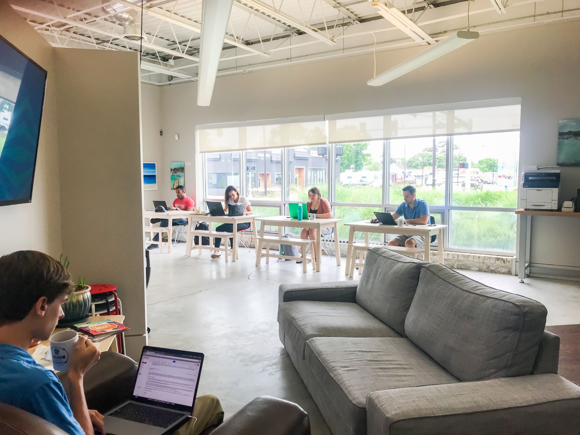 1701 - Virginia Beach Coworking image 3