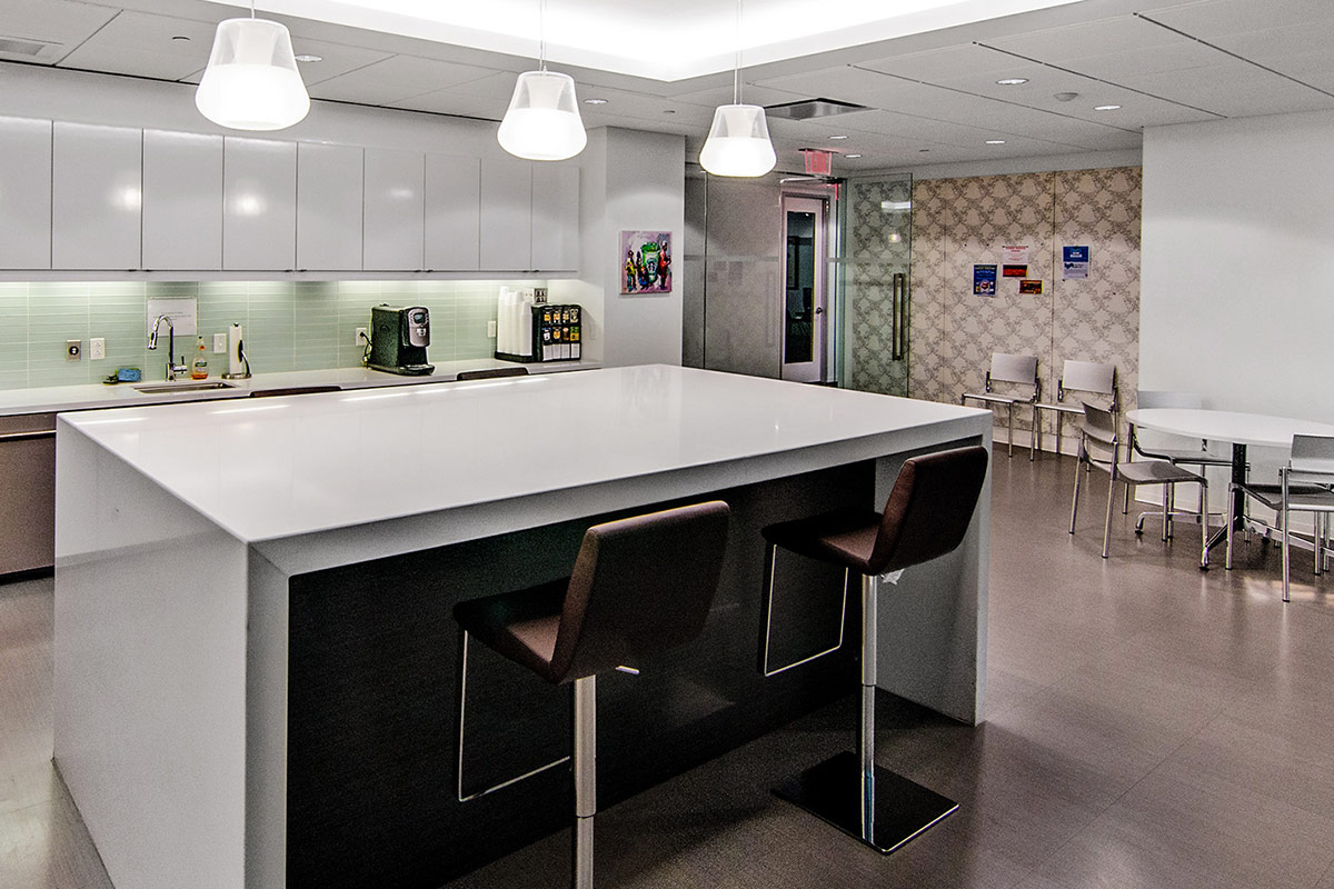 AdvantEdge Workspaces Downtown DC image 3