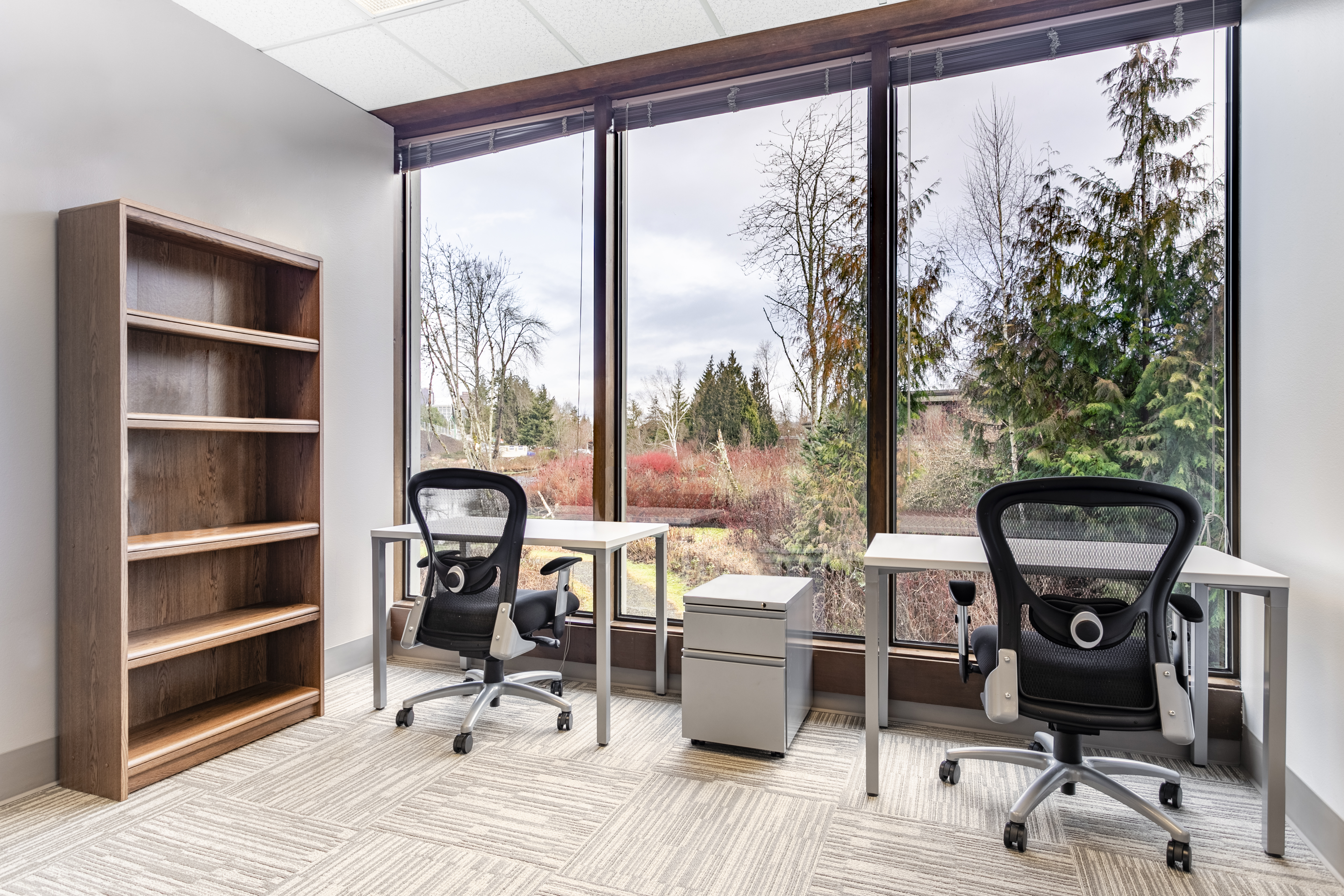 Regus - Washington, Bellevue - Bellefield Office Park image 5