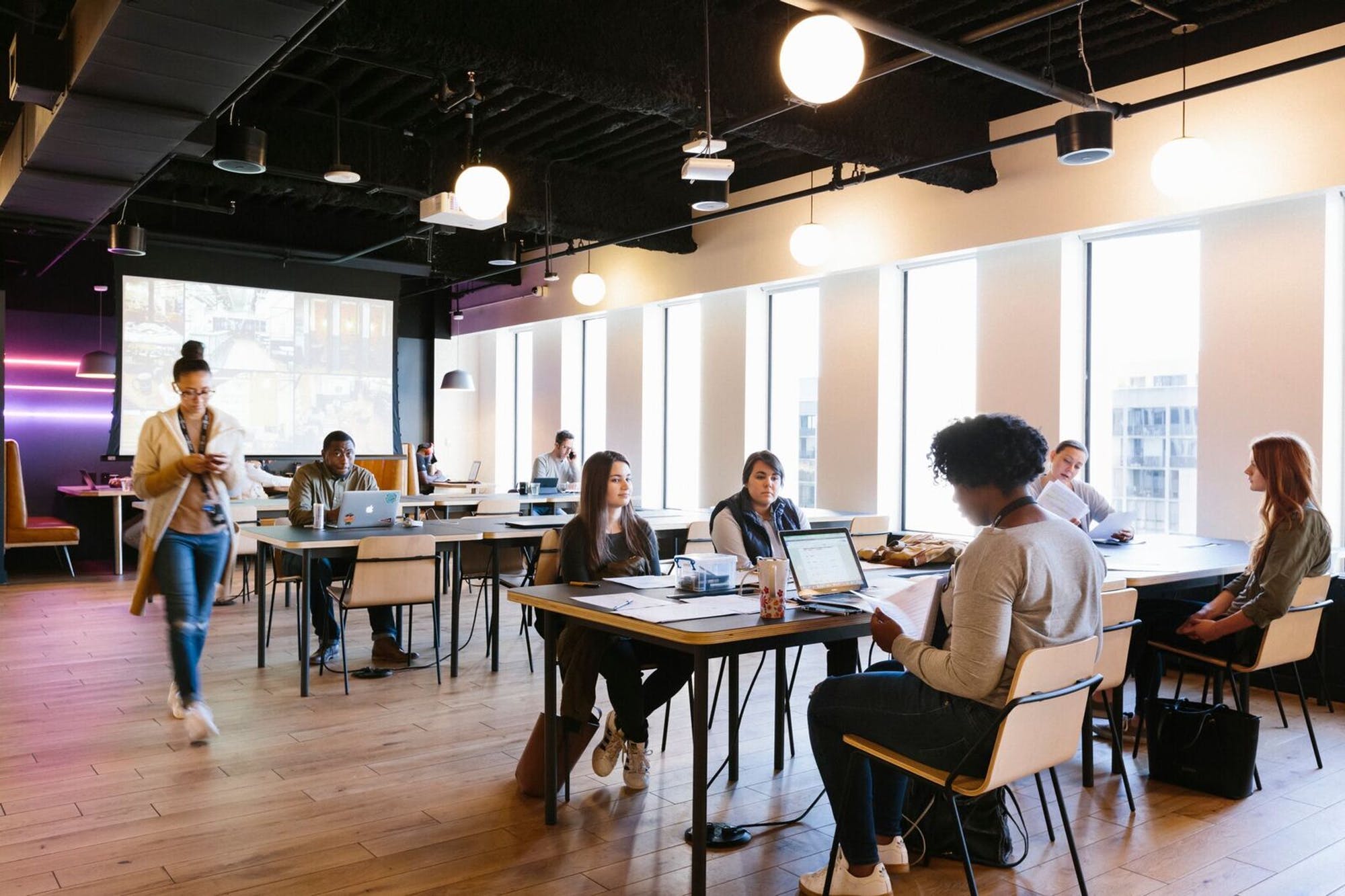 WeWork Bellevue Place image 5