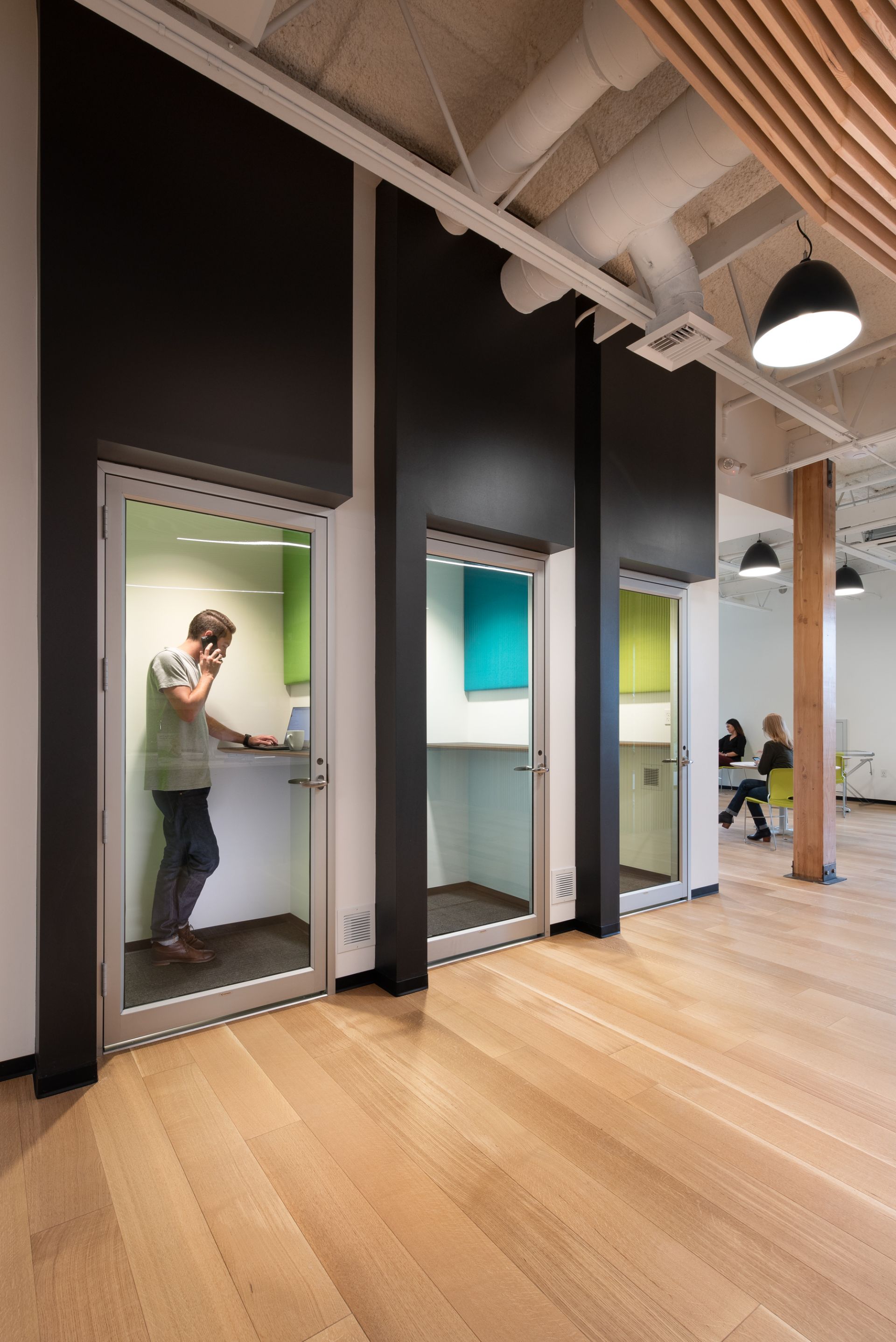 Vibe Coworks image 5