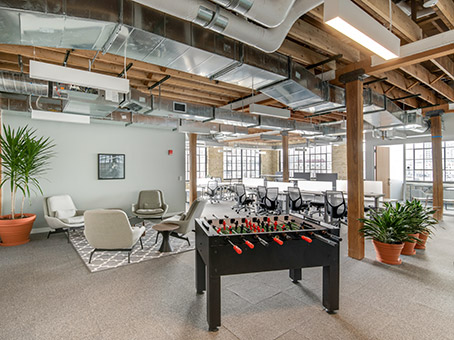 Spaces - Wisconsin, Milwaukee - Spaces North Water Street image 4