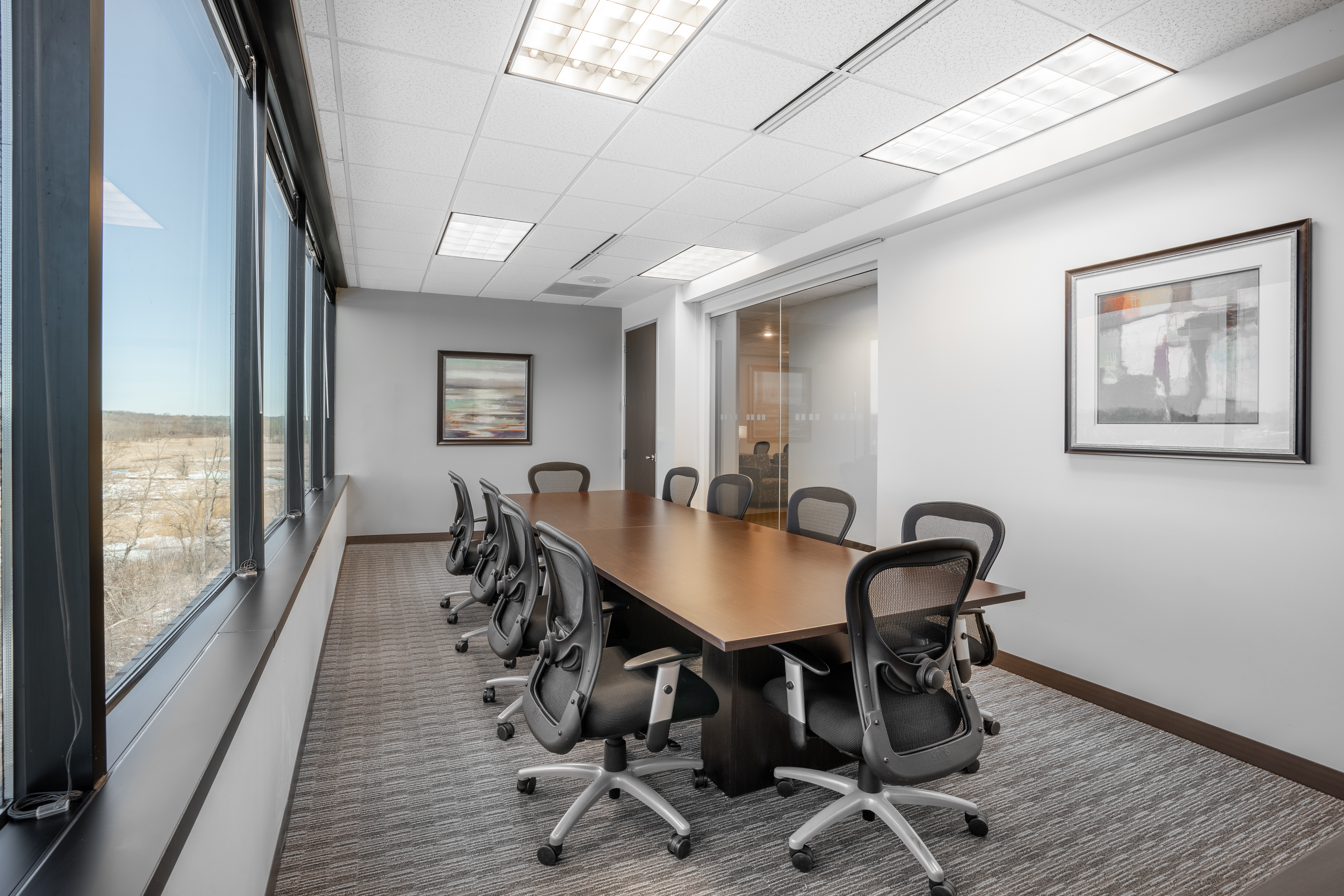 Regus - Wisconsin, Waukesha - Waukesha image 4