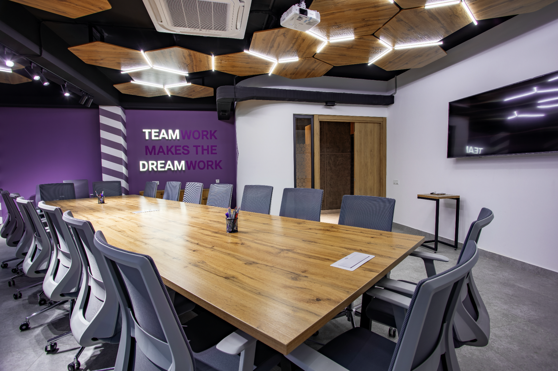 C-SPACE Labzak image 3