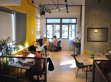 ENOUVO SPACE - NGO QUYEN - COWORKING CAFE & SPACE image 3