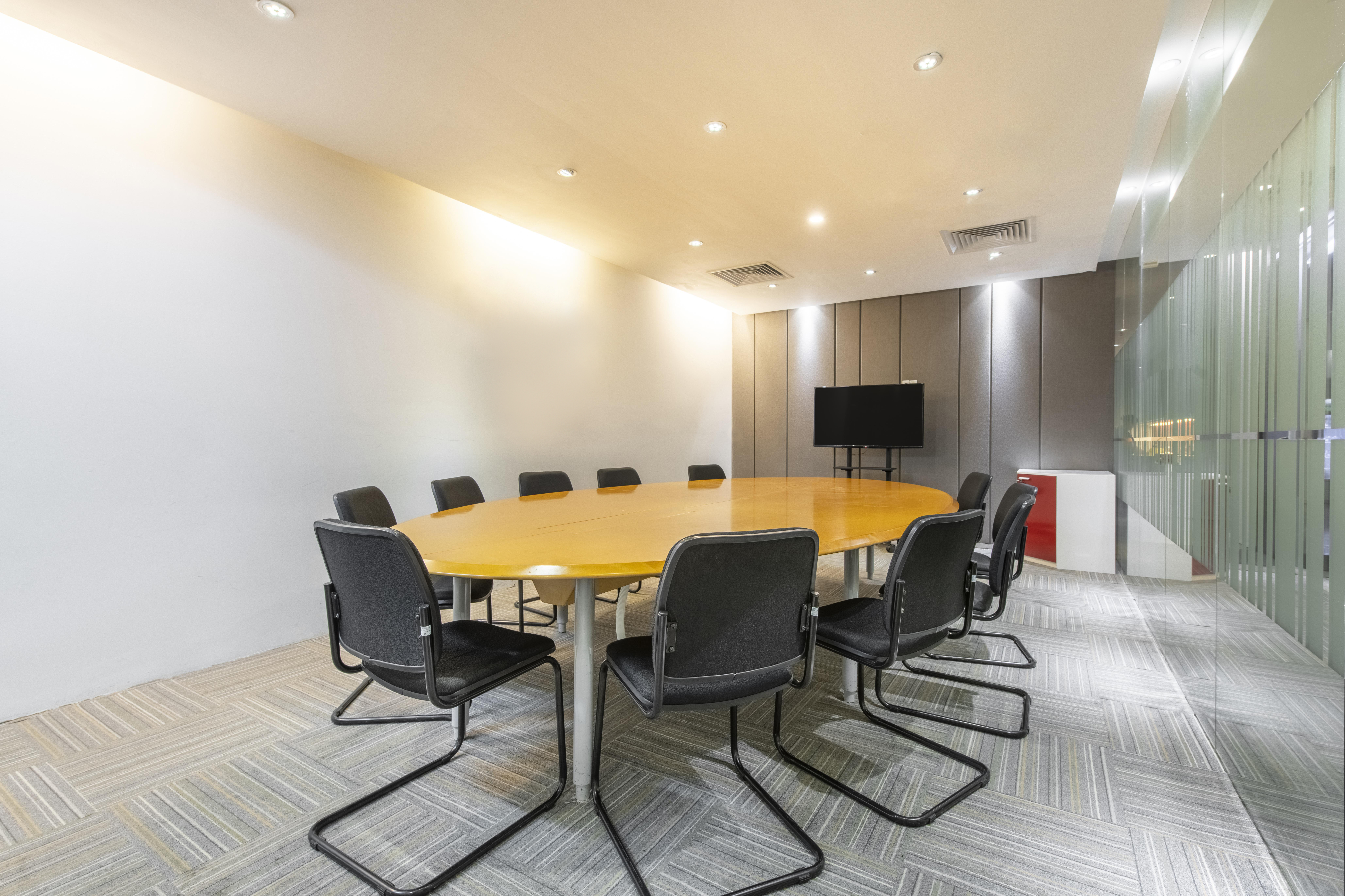 Regus - Danang, Riverside image 4