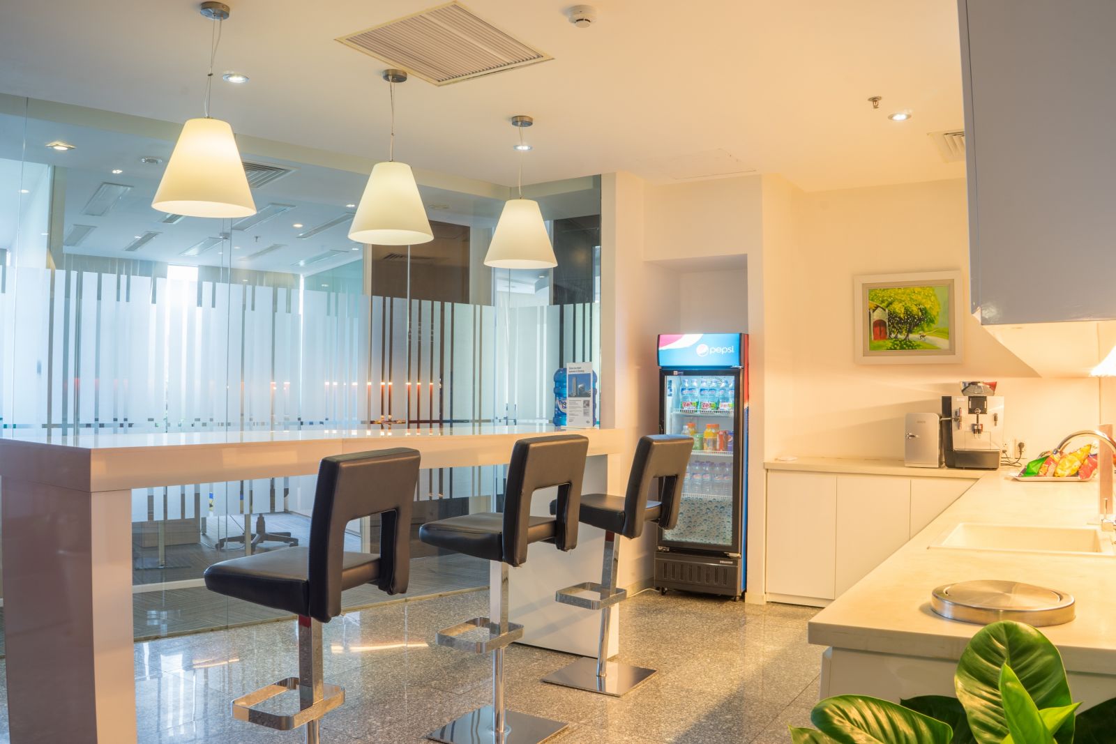 Regus Indochina Riverside Office Tower image 5